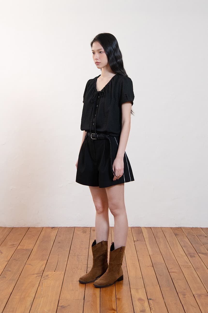 Shirring Half Blouse (Black)