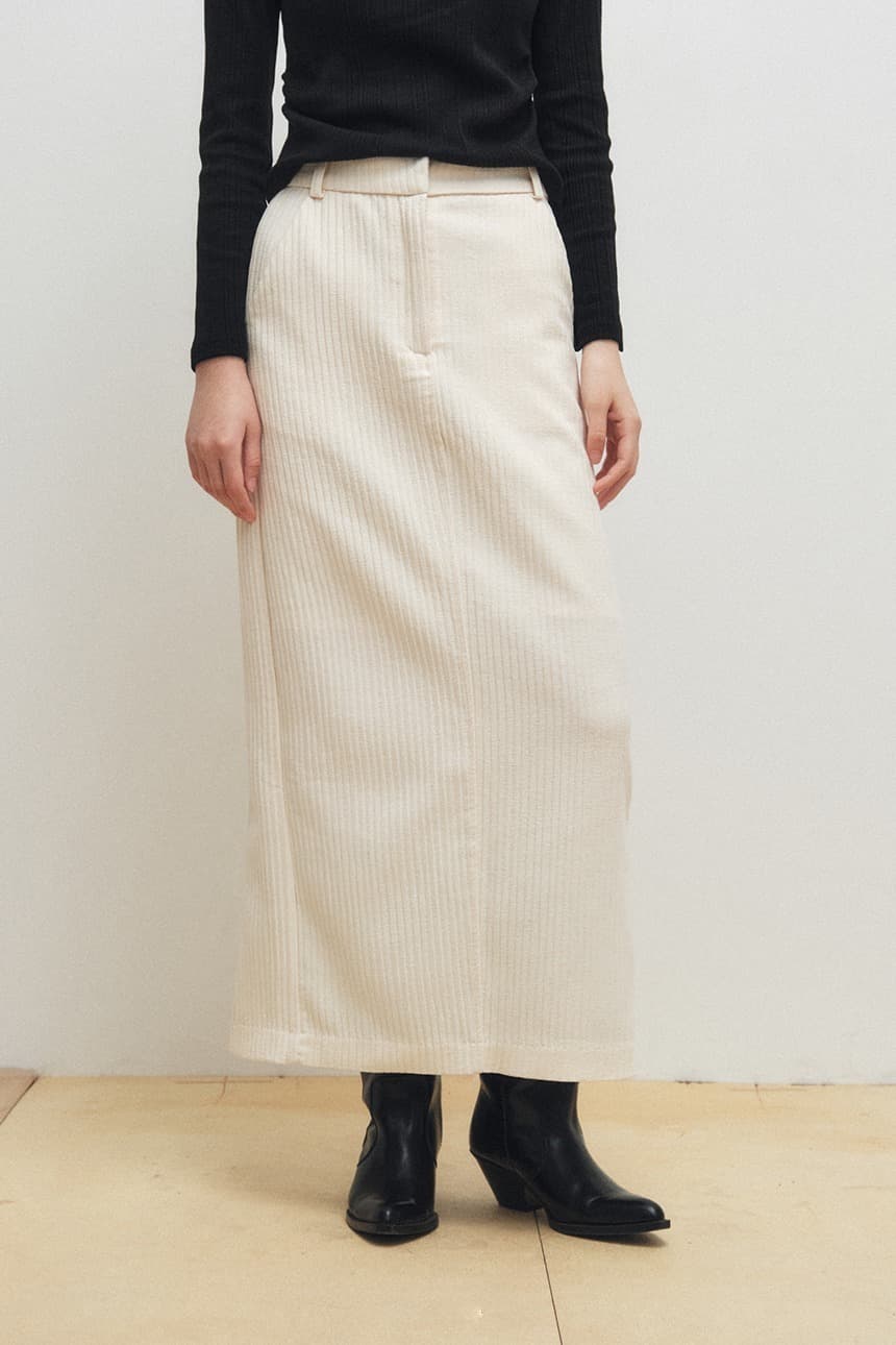 Corduroy H-Line Skirt (Ivory)