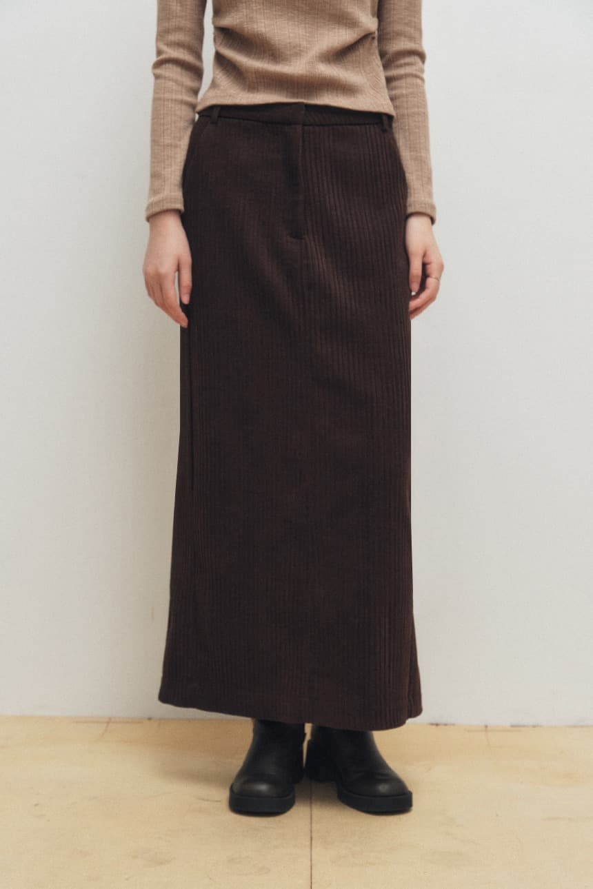 Corduroy H-Line Skirt (Brown)
