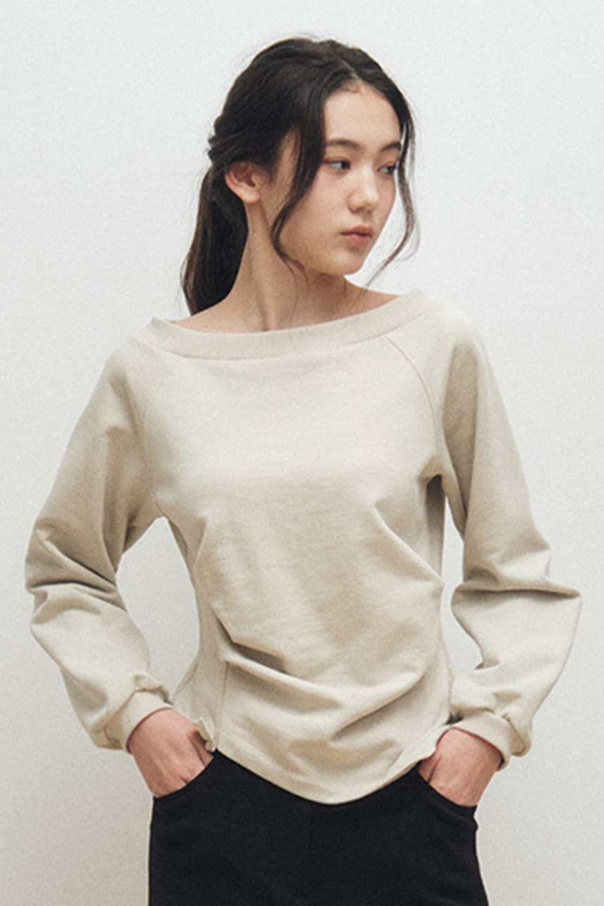 Wide Boat Neck Sweatshirt (Beige)
