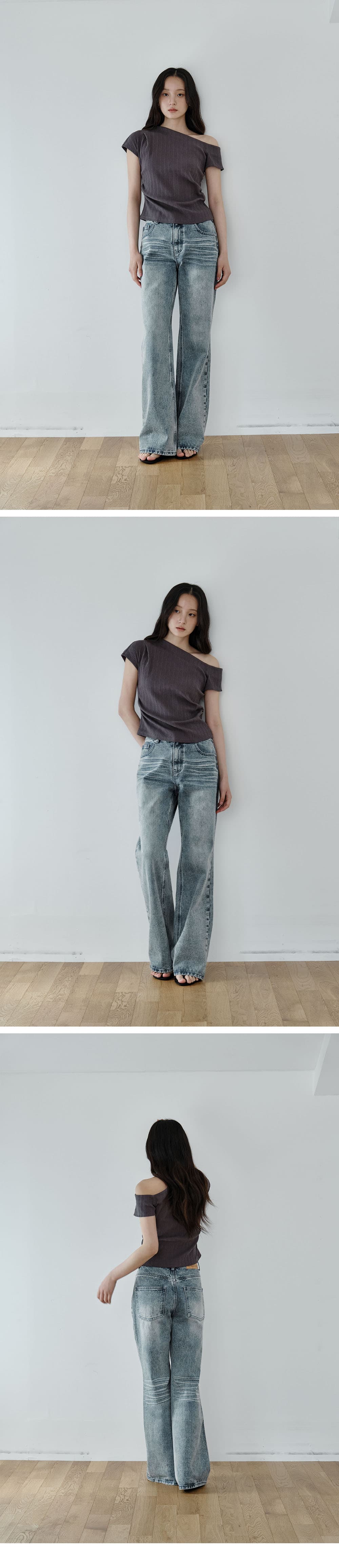 Washed Bootcut Jeans (Blue) — vue 3