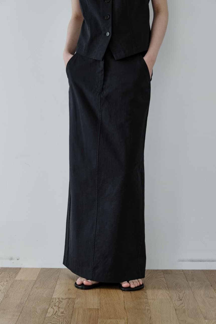 Essential Line Long Skirt (Navy)