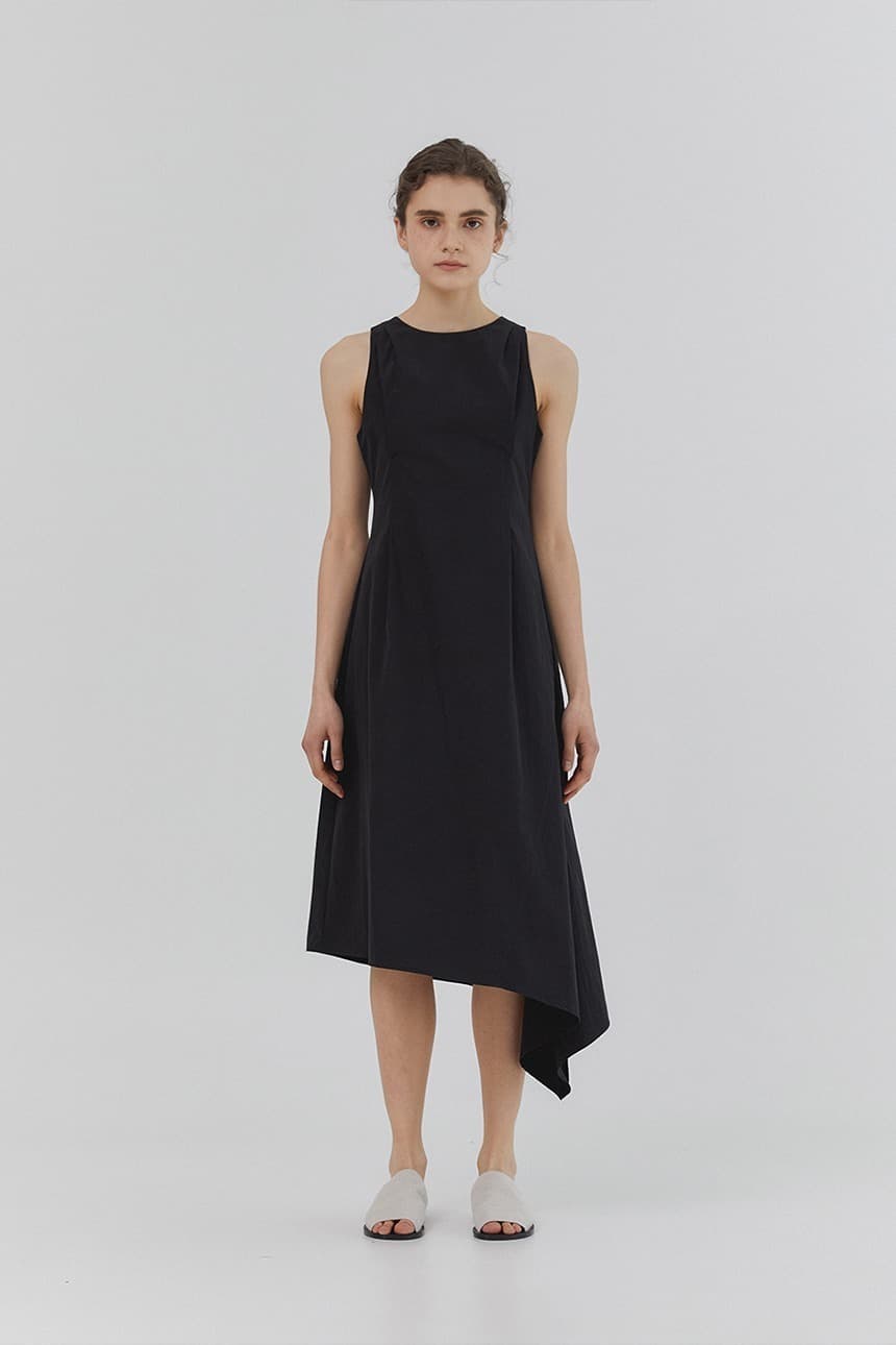 Unbalance Sleeveless Dress (Black)