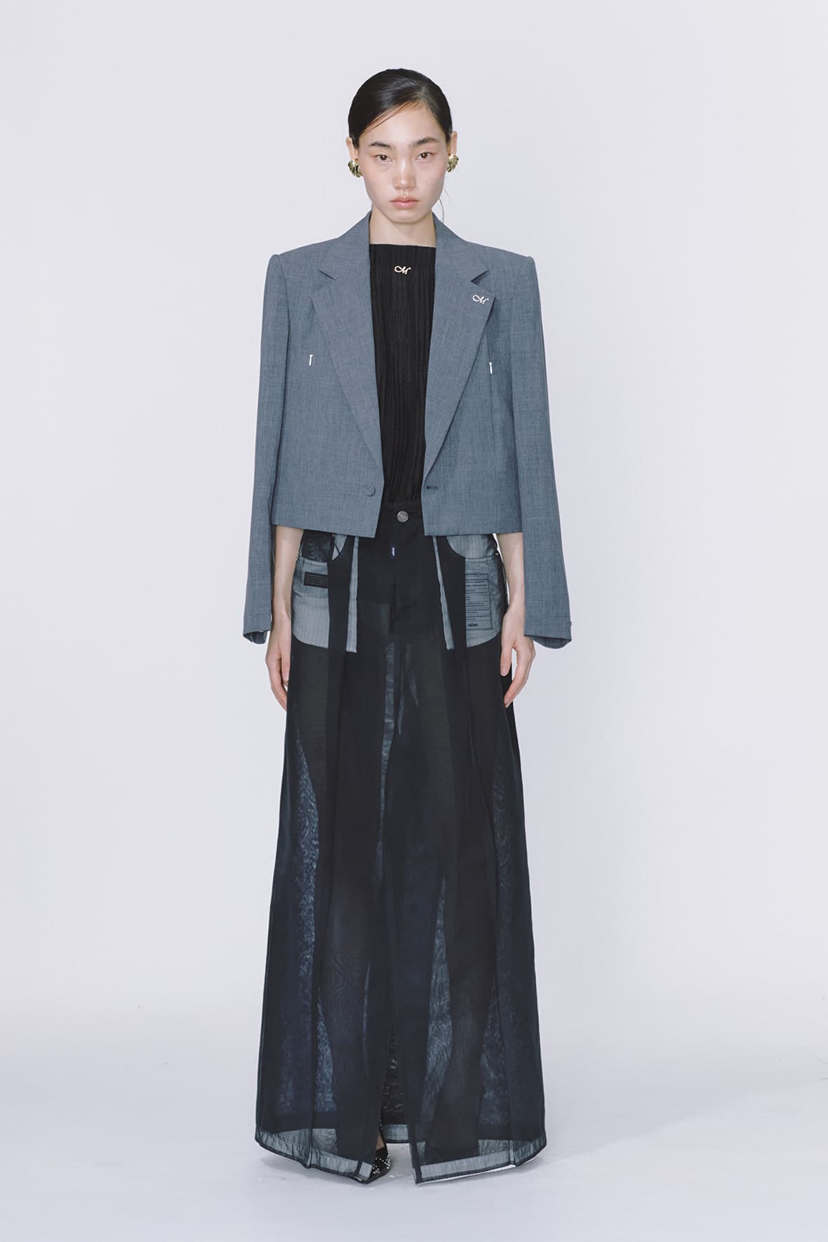 Cropped Insert Pocket Notch Lapel Logo Blazer
