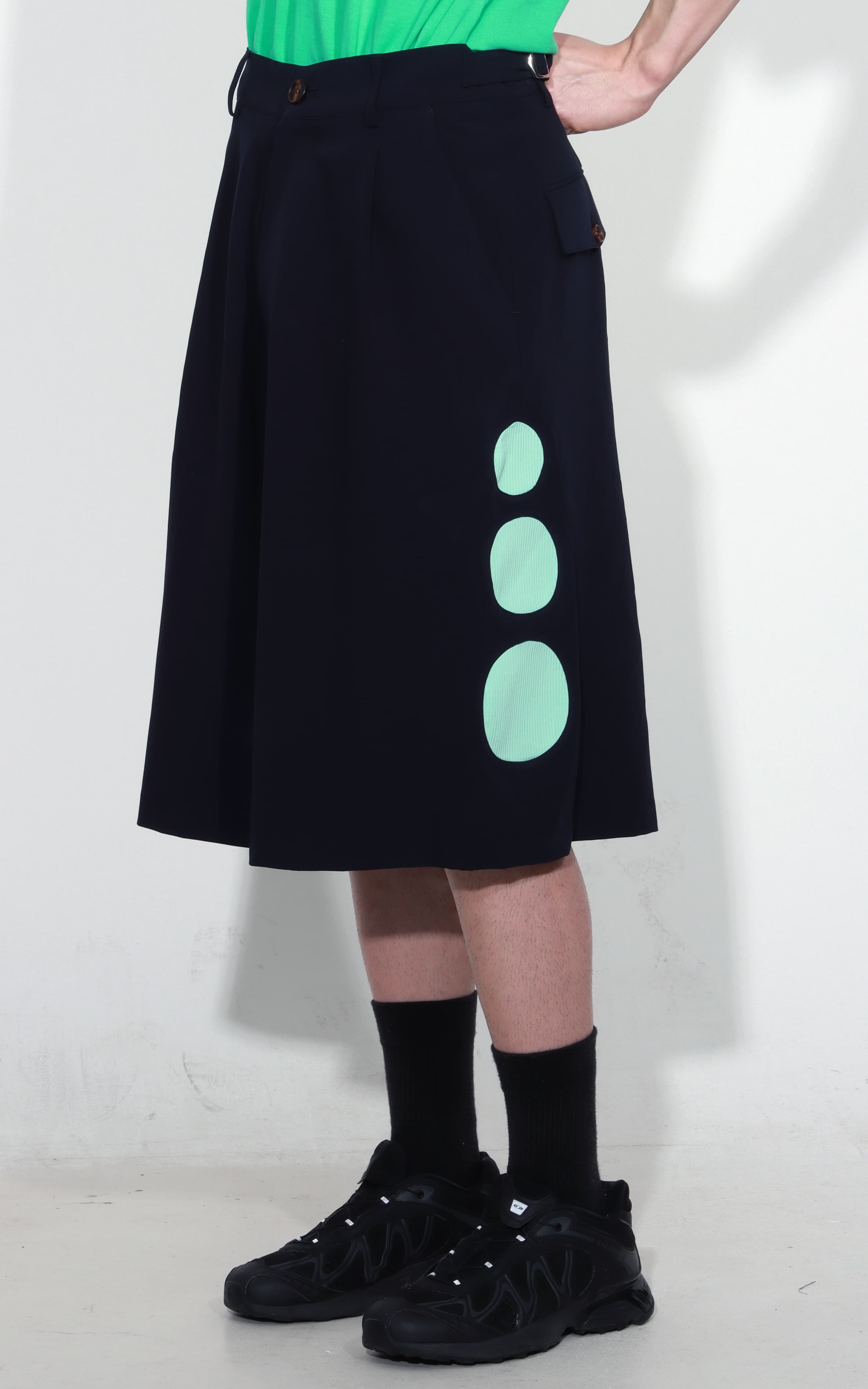 Circles Shorts (NVY) — vue 6