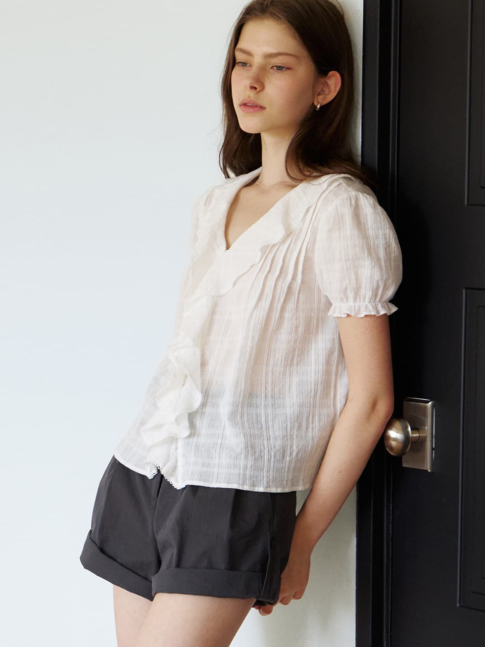 ruffle lace blouse (white) orc 6048 — vue 2