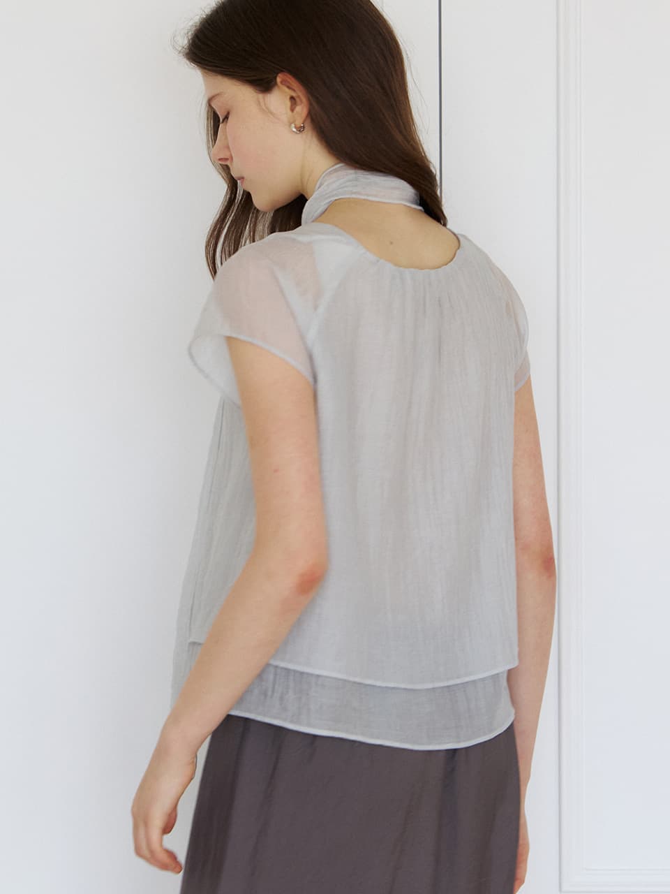 scarf set-up blouse (pale gray) orc 6051 — vue 4