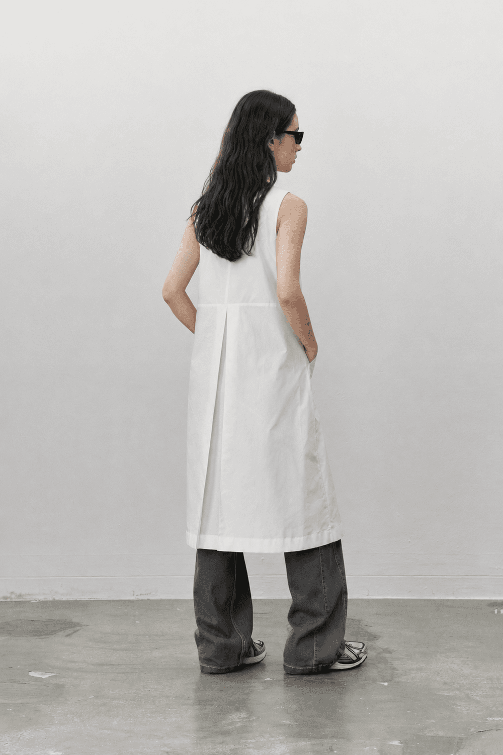 Round pocket cotton dress - White — vue 8