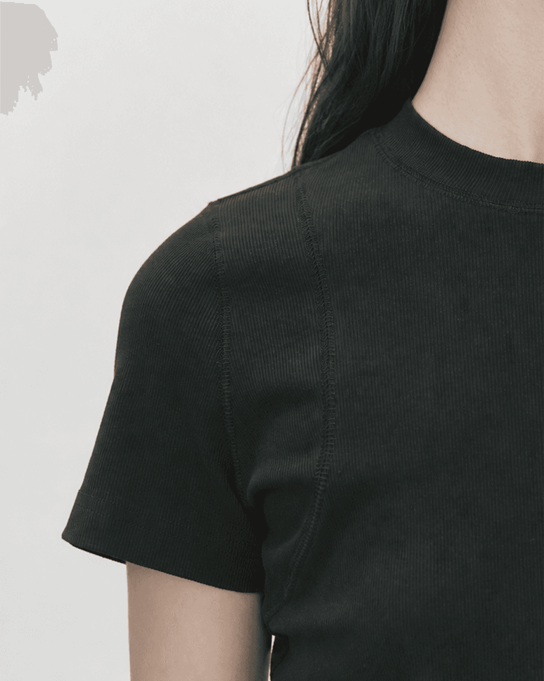 Cover stitch T shirt - Black — vue 2