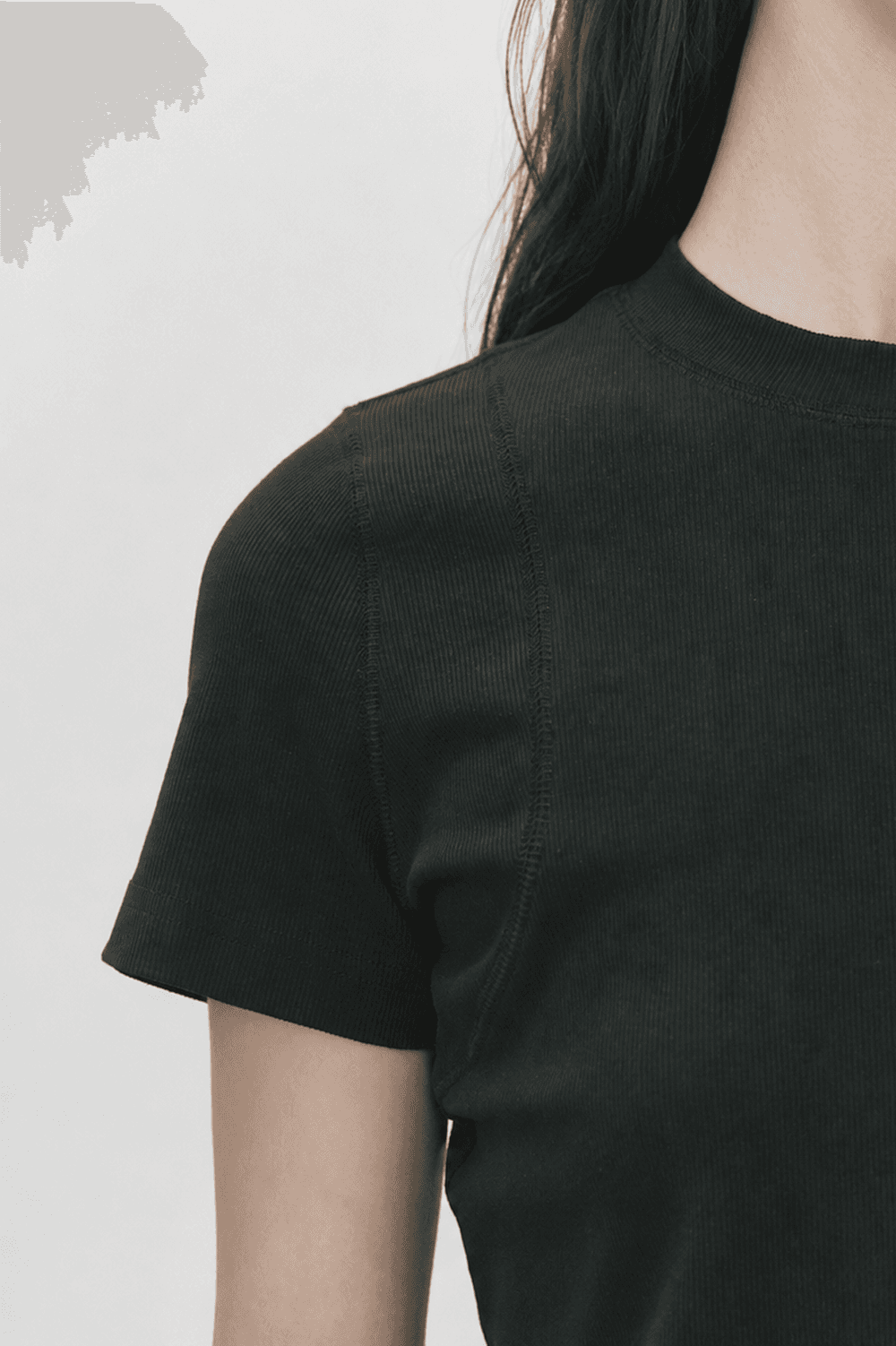 Cover stitch T shirt - Black — vue 5