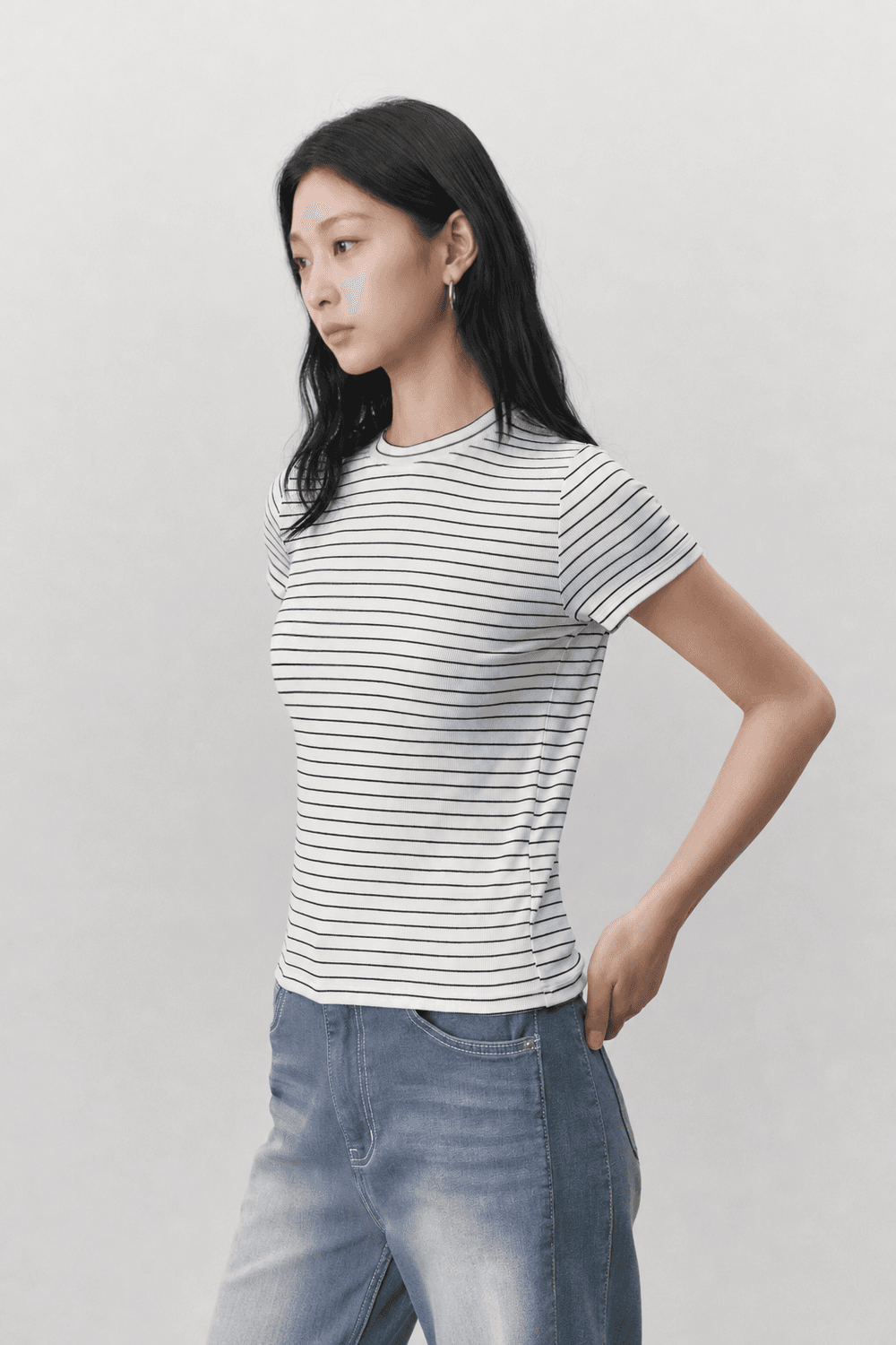Pin stripe T shirt - White — vue 5
