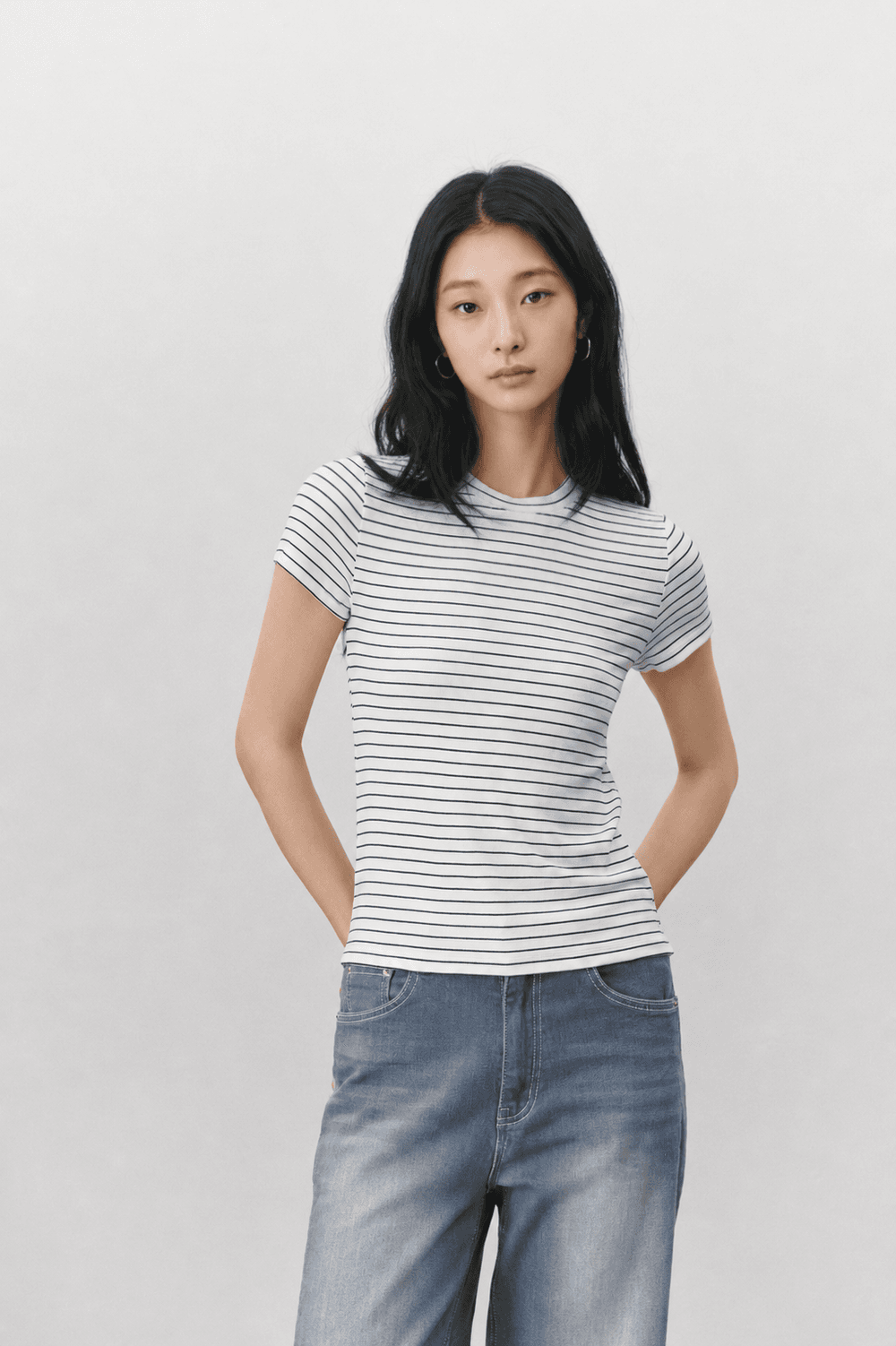 Pin stripe T shirt - White — vue 6