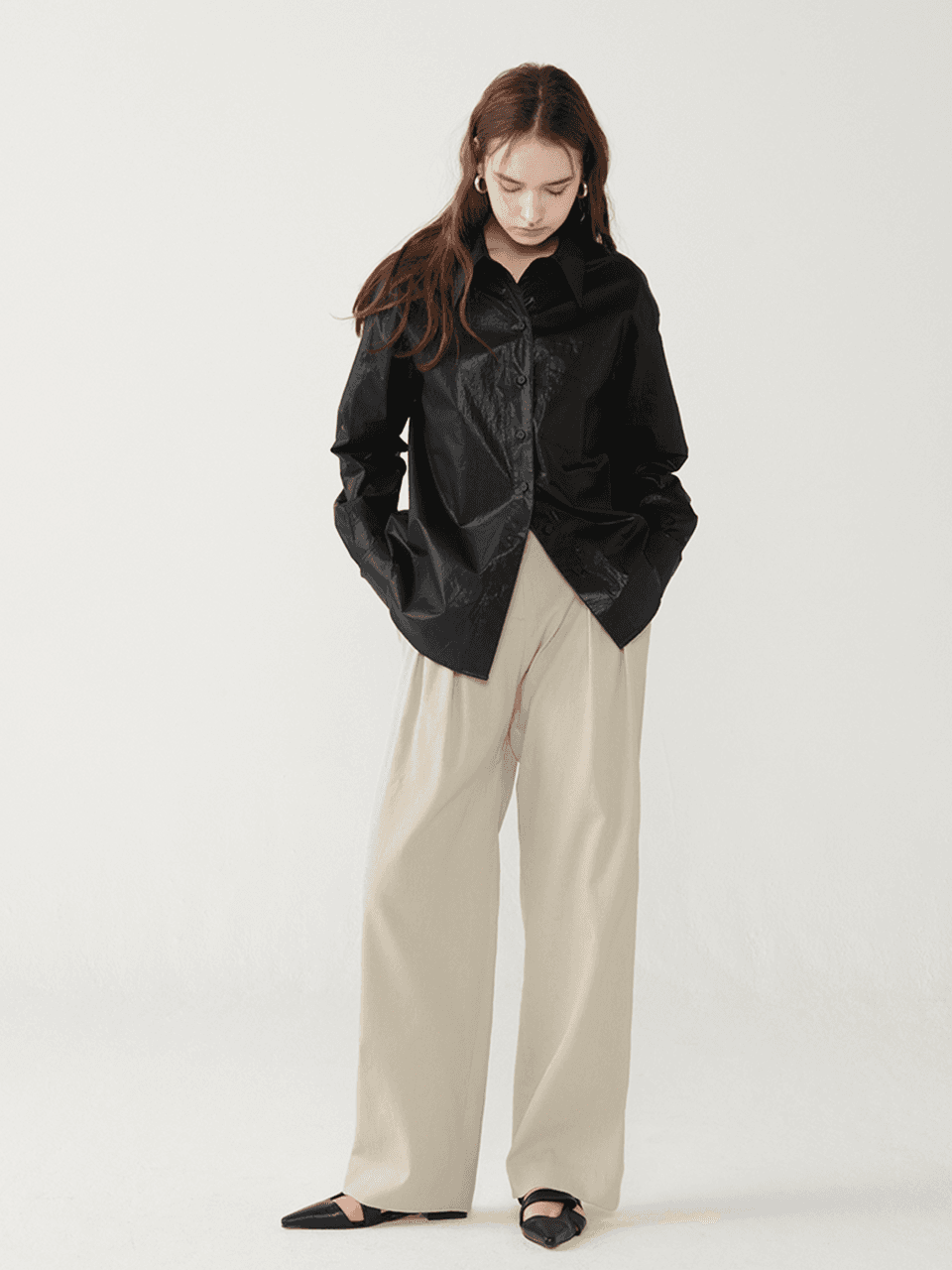 Wrinkle crepe wide banding pants - Light warm gray — vue 2
