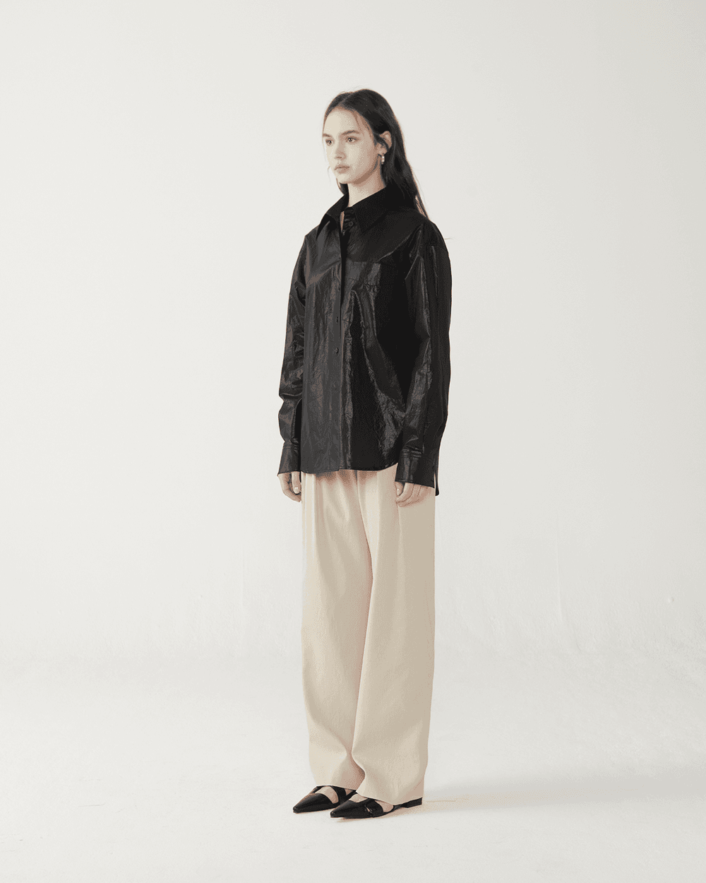 Wrinkle crepe wide banding pants - Light warm gray — vue 8