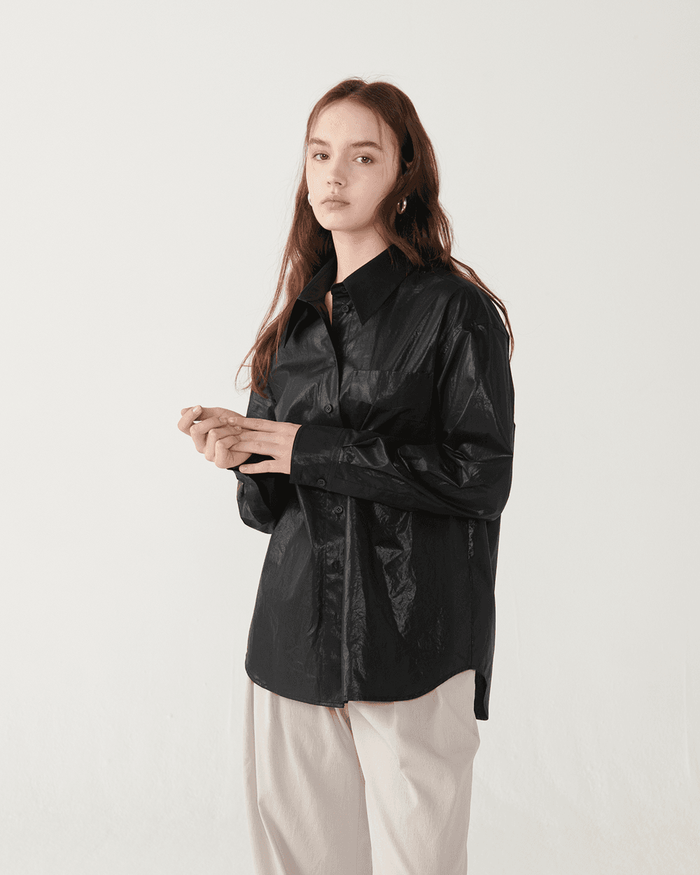 Glossy light cotton blouse - Black — vue 9