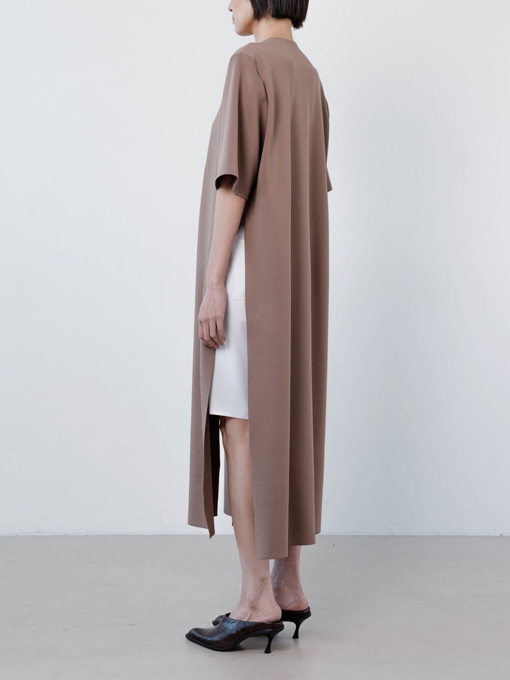 [Order Base] Po Coat (Brown Neopoly) — vue 3