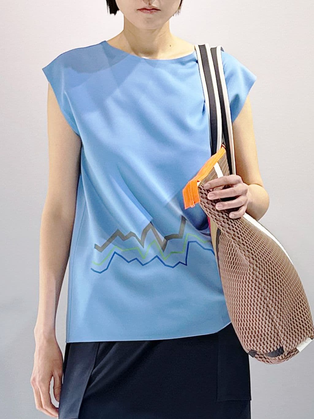 Climate Bottom Graphic Sleeveless (Blue) — vue 3