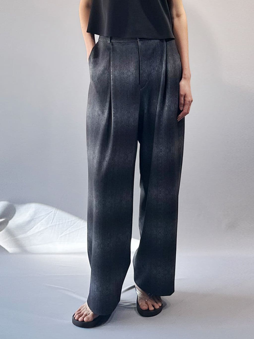 Airless Wide Denim Pants (Black) — vue 2