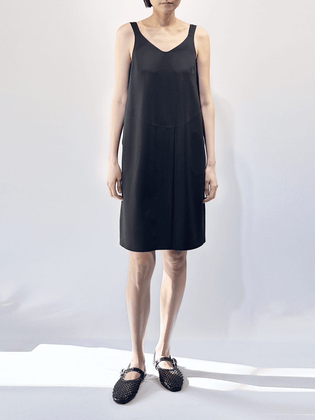Soft V-Back Easy Midi Dress — vue 2