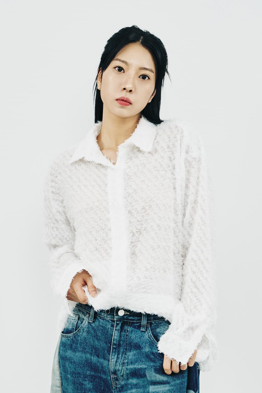 Tassel Fly Shirt (White)