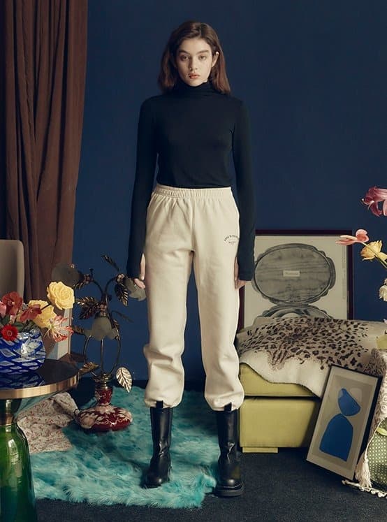Fluff Print Sweatpants in Cream