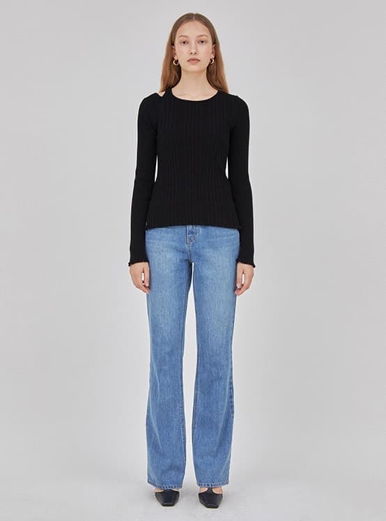 High Waist Semi Boot-cut Jeans in Blue