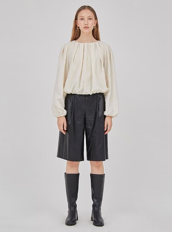 Faux Leather Bermuda Pants in Black
