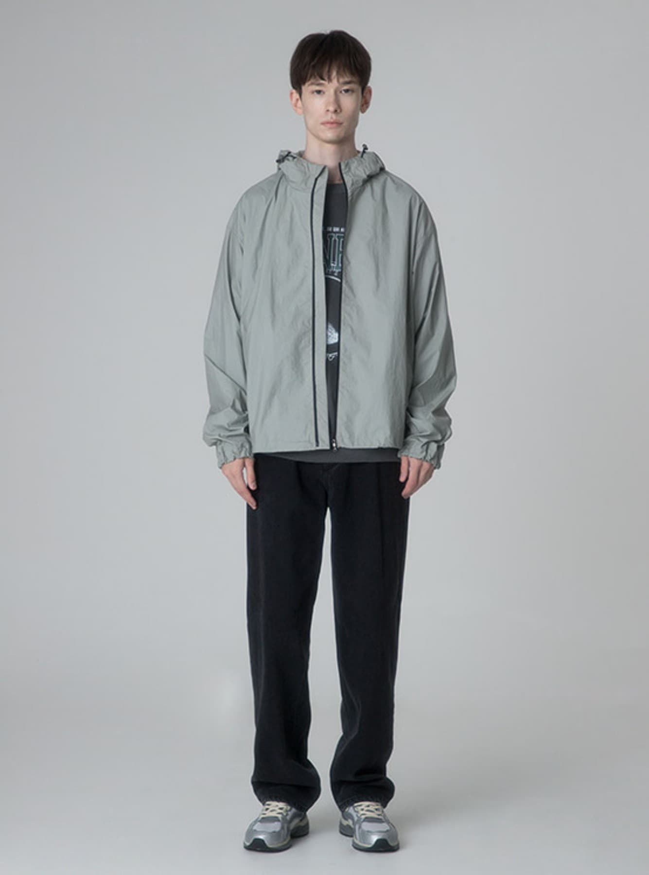 (MAN) Hoodie Wind Breaker in Grey