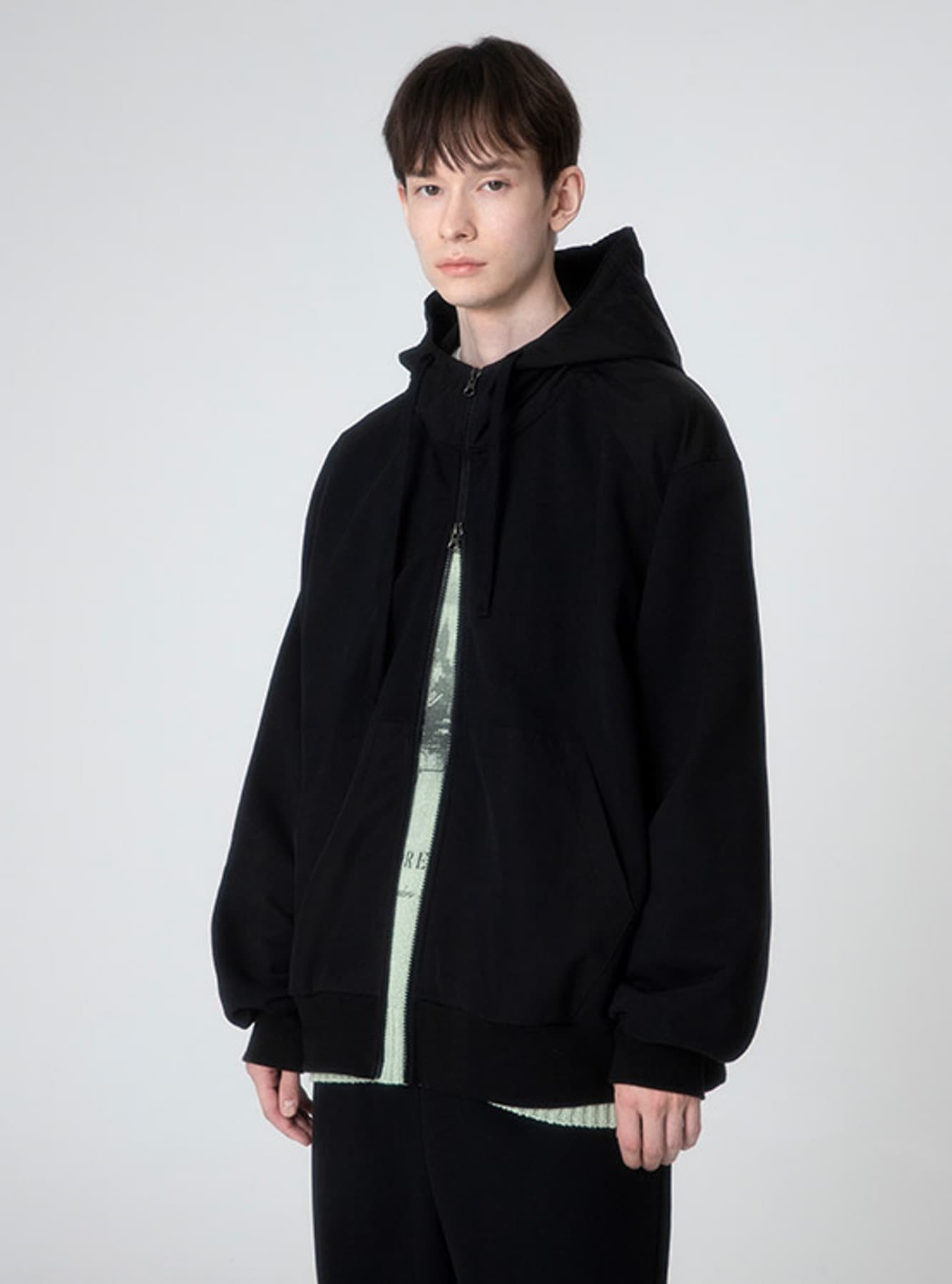(MAN) 2 way Highneck Hoodie Jumper in Black — vue 1