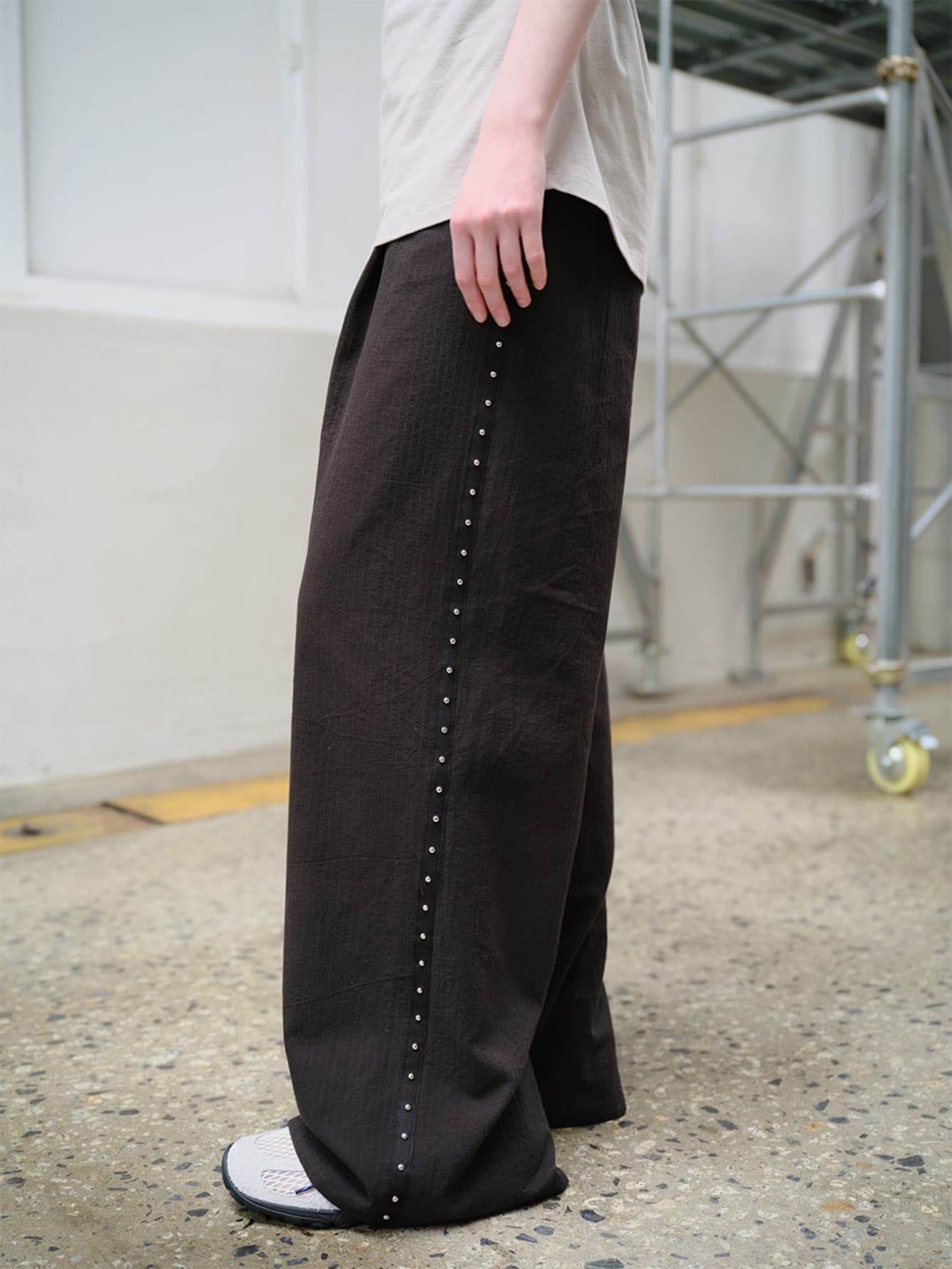 Side-detail Wide Pants