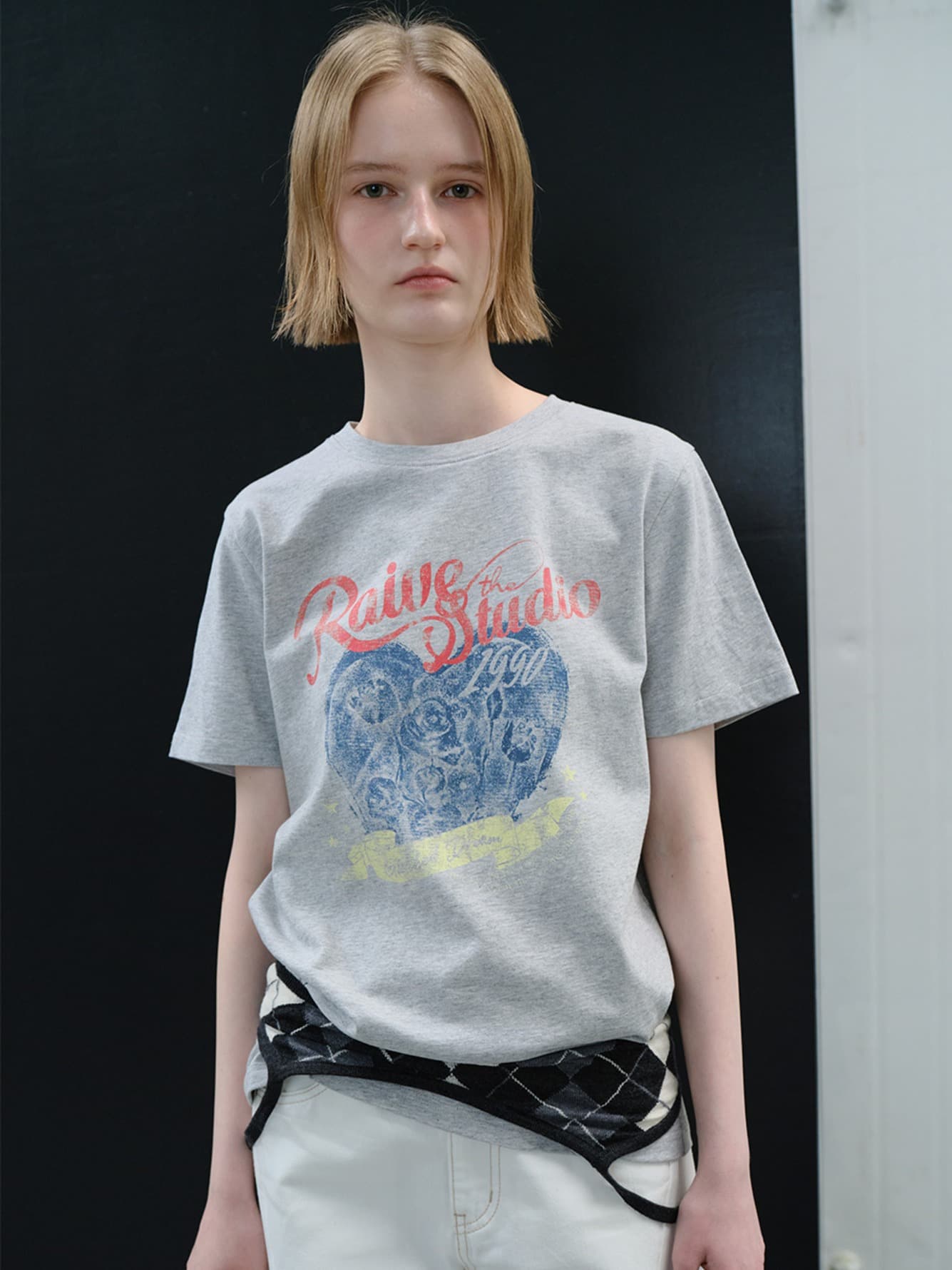Heart Rose Blur Graphic T-shirts — vue 1