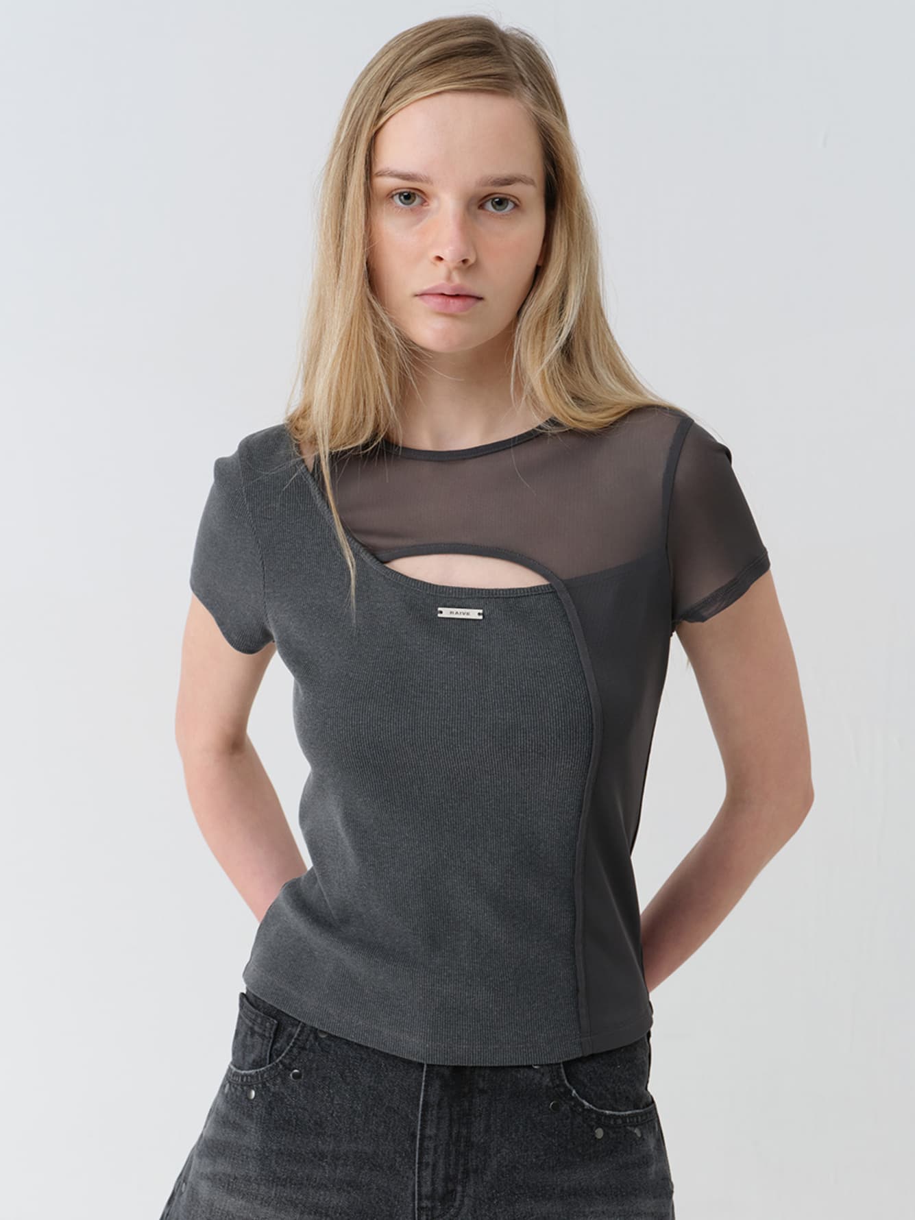 Mesh+Jersey Slit Top — vue 3