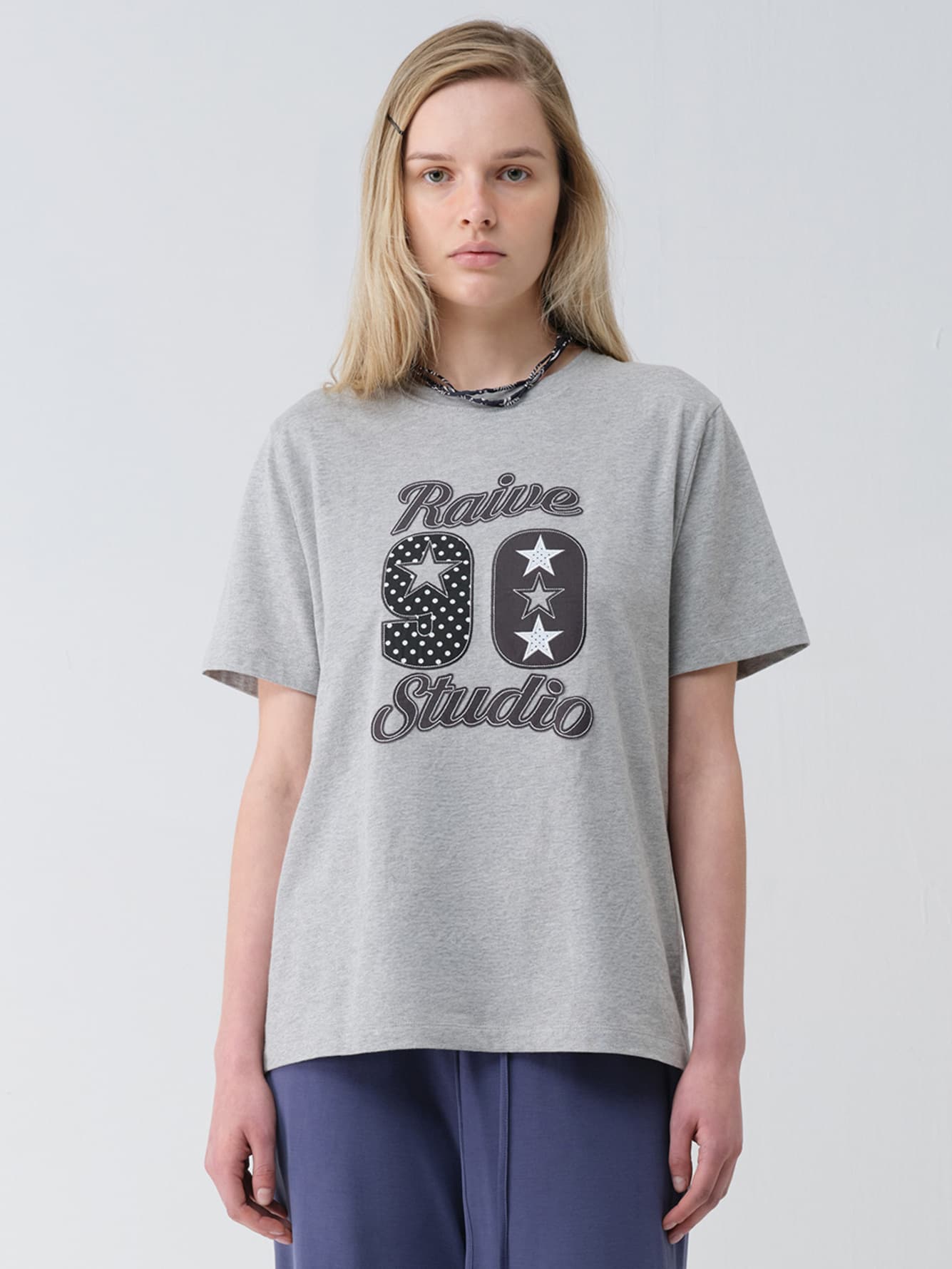Raive 90 Embroidered T-shirts — vue 3