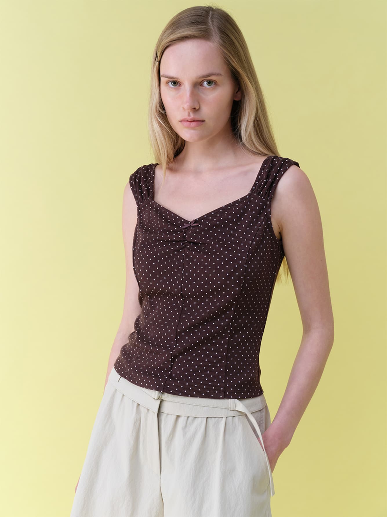 Dot Shirring Sleeveless Top — vue 3