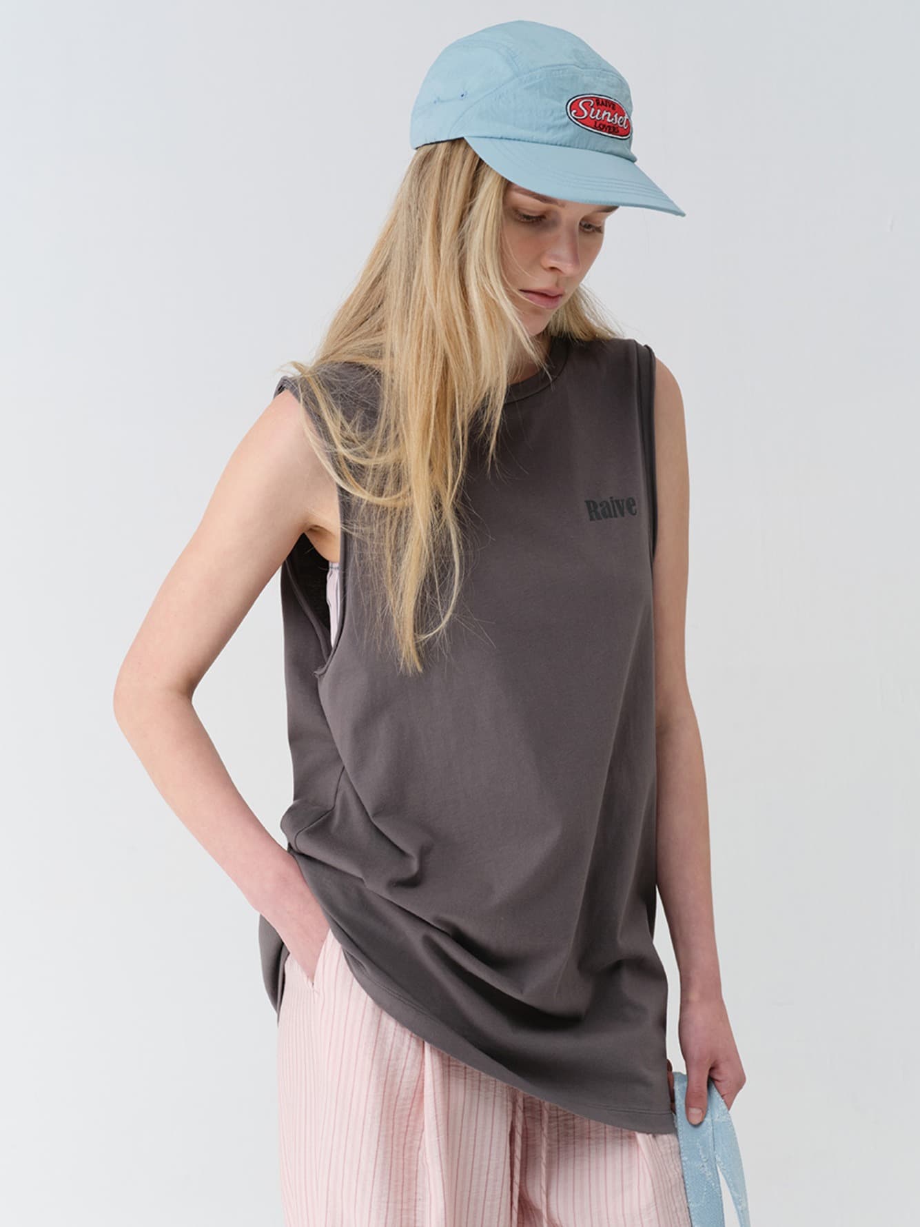 Back Print Over-fit Sleeveless T-shirts