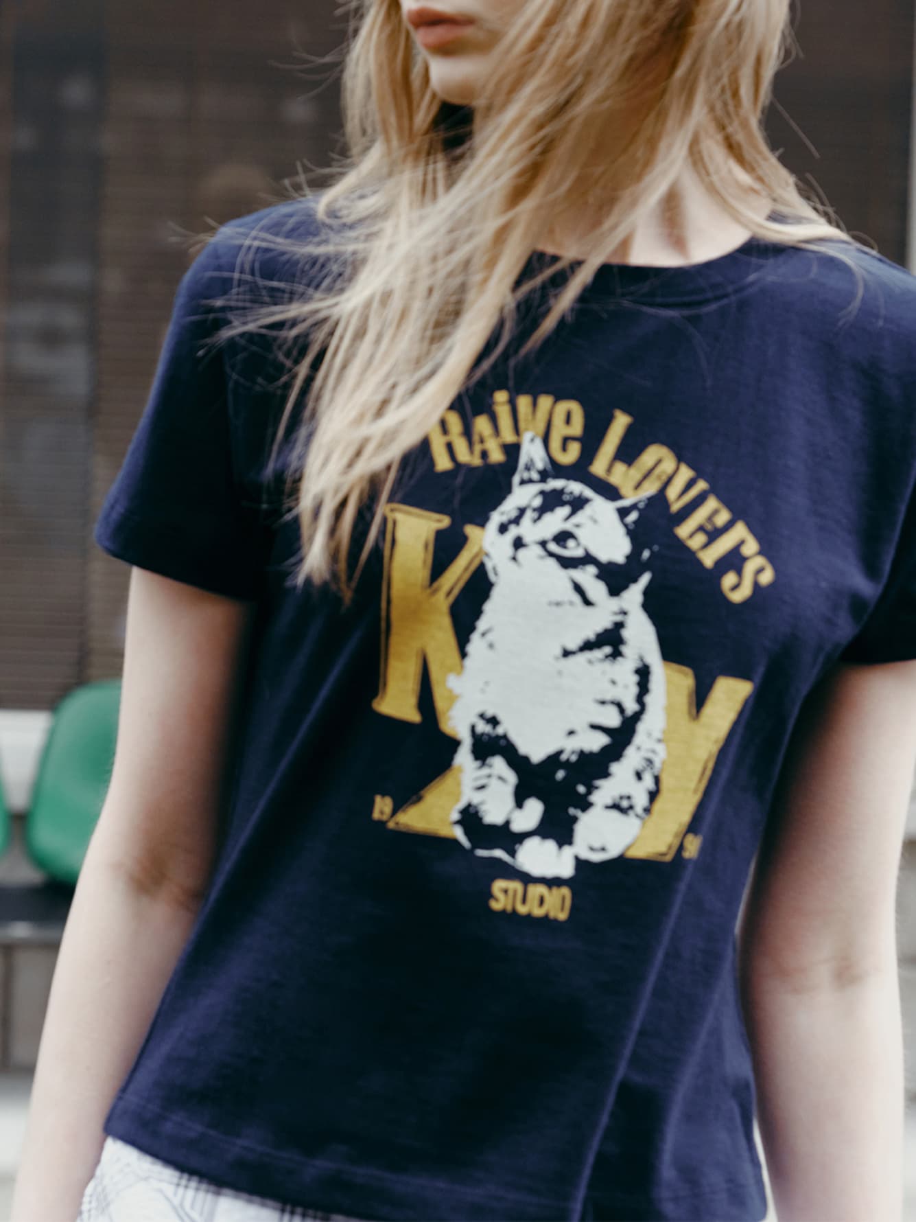 New Raive Cat Graphic T-shirts — vue 3