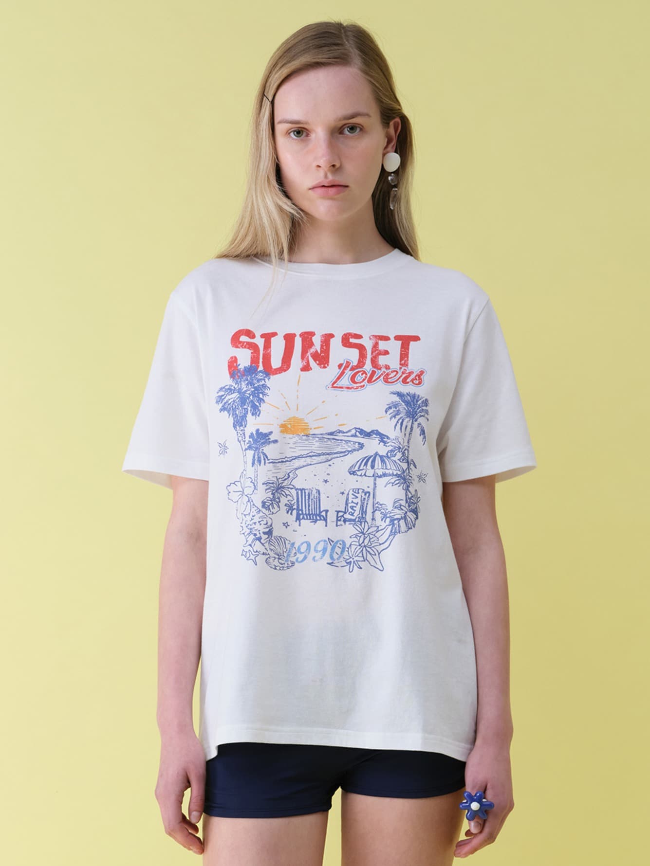 Sunset Lovers Graphic T-shirts