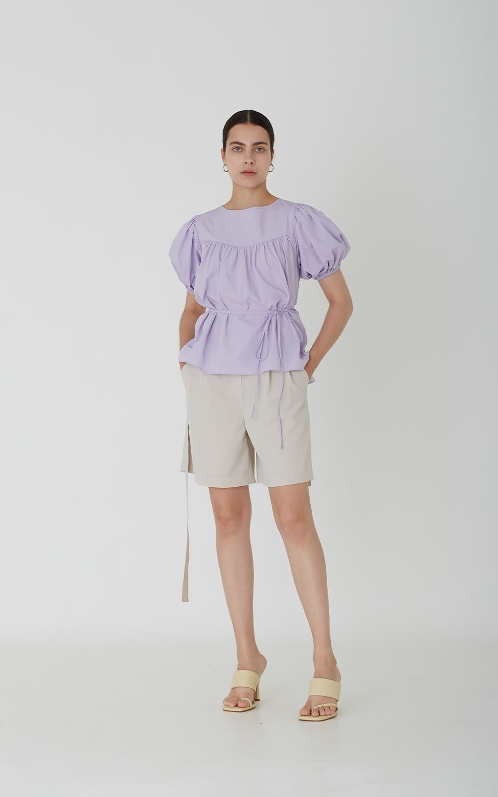Riona Shorts (Beige)