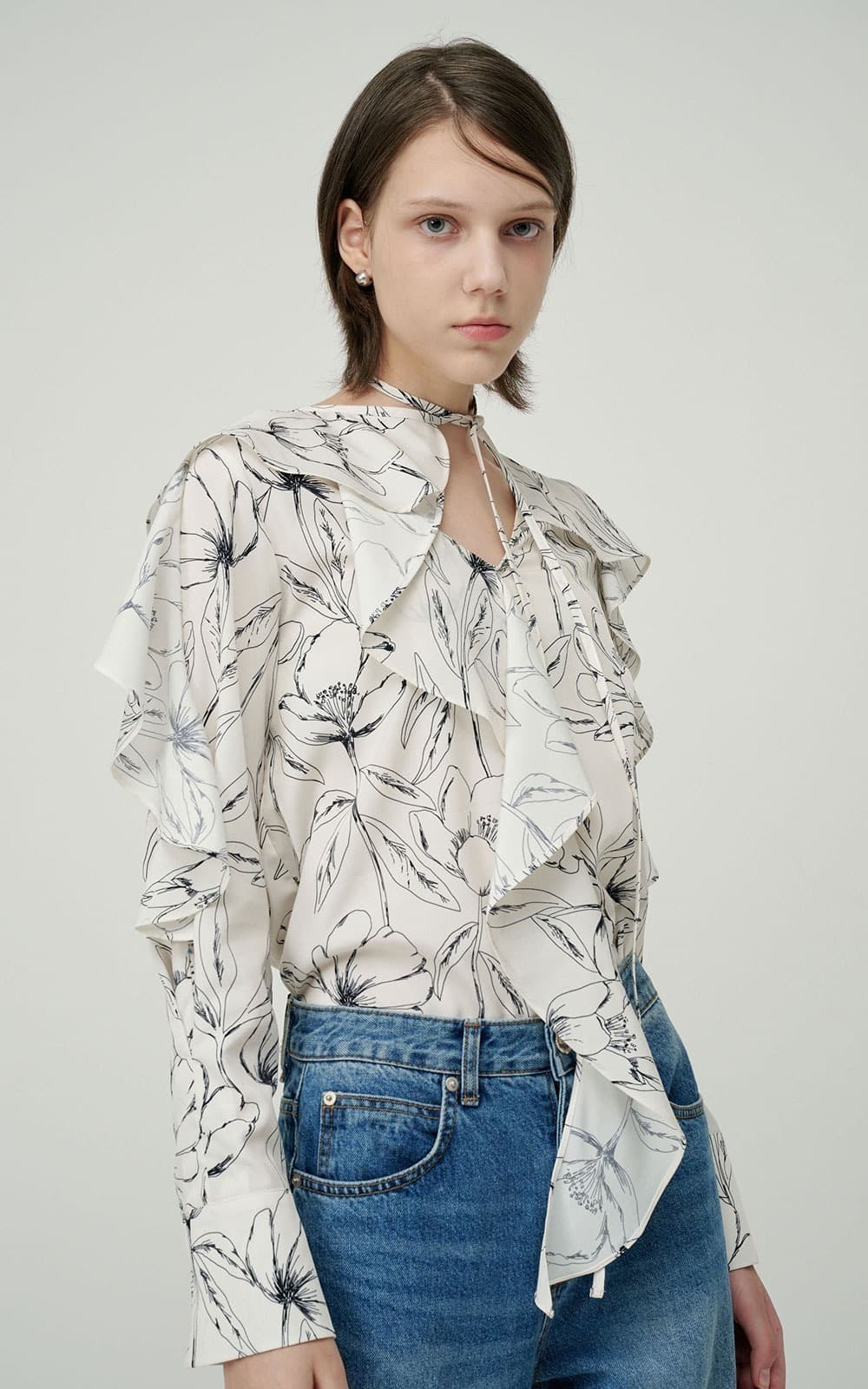 Sera Blouse (Off White Flower)