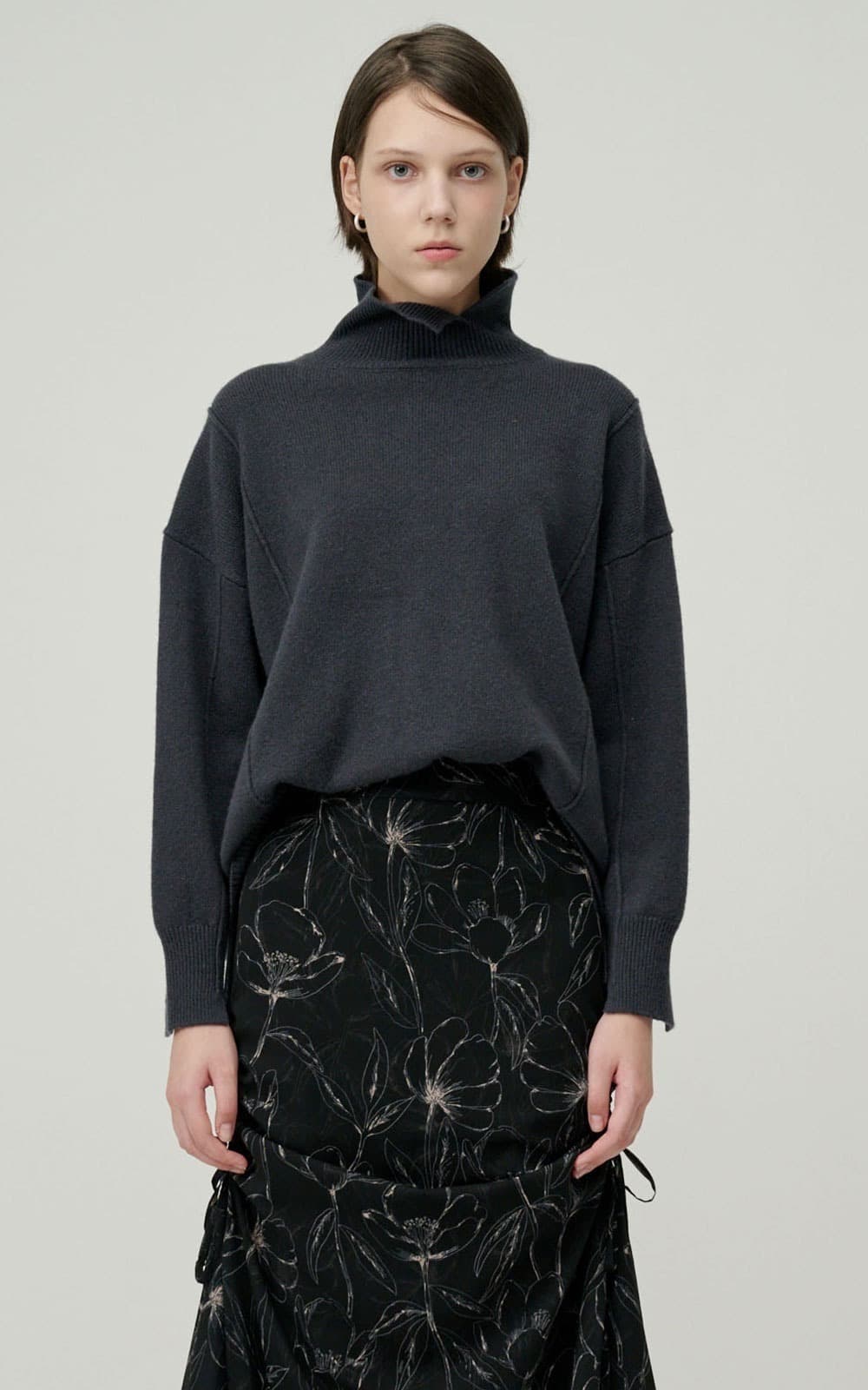 Belle Cashmere Knit (Dark Grey)