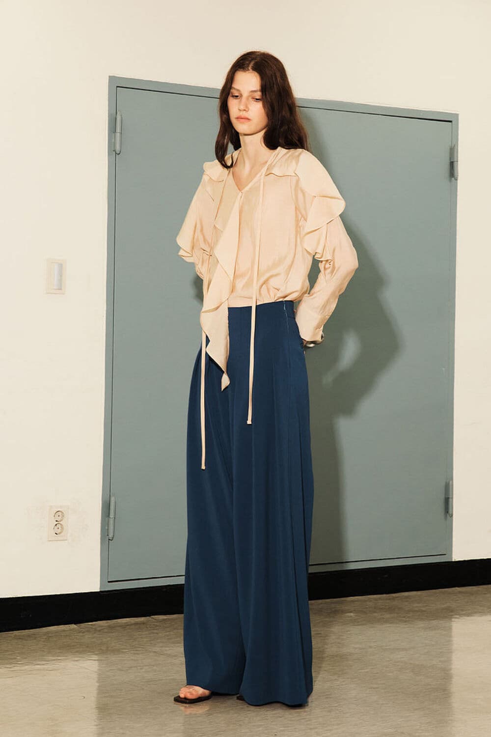 Bryen Trousers (Deep Blue) — vue 3