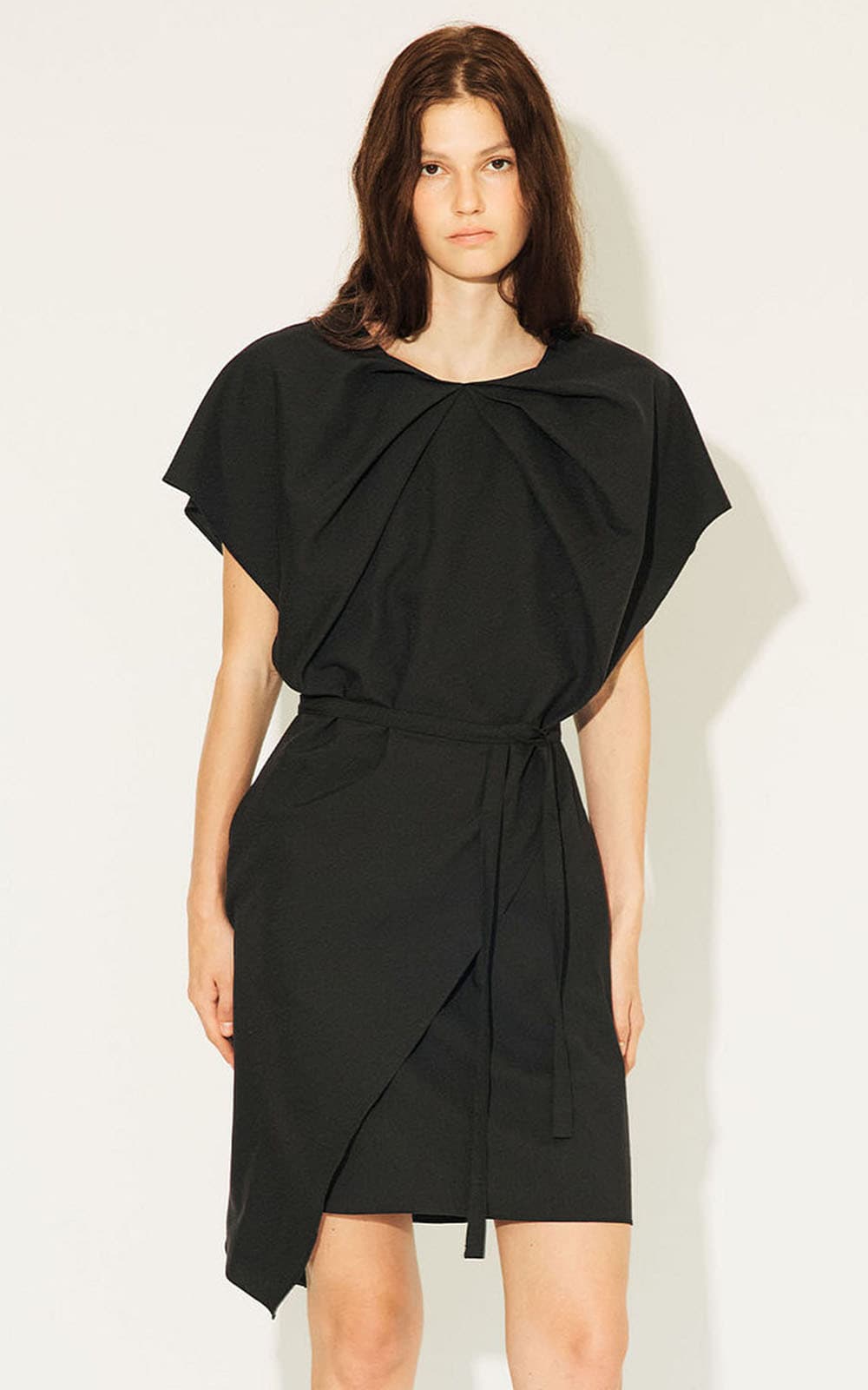 Phoebe Dress (Black) — vue 3