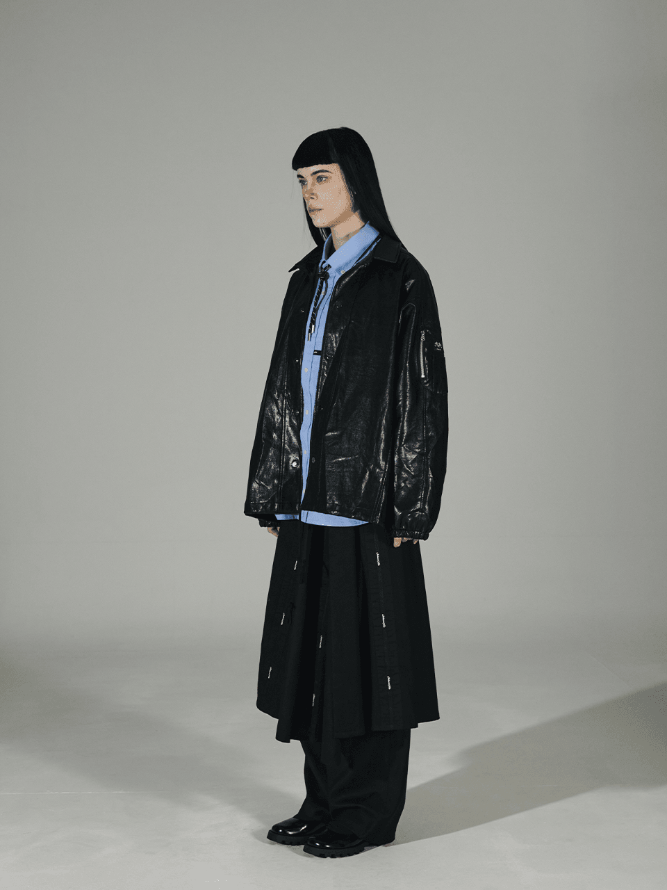 Silk Patched PVC Coatch Jacket (Black) — vue 3