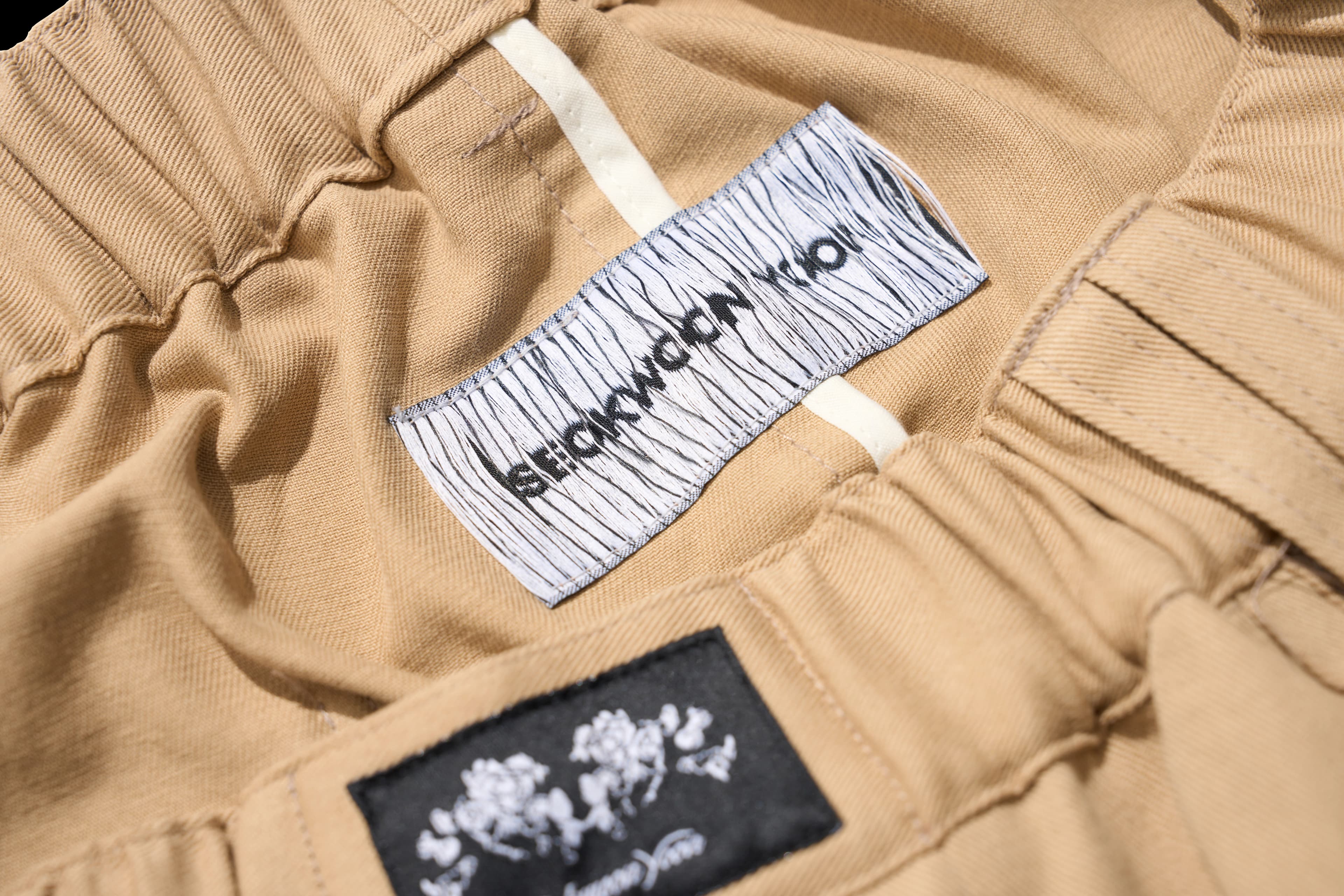 Metal logo Long pants (Beige) — vue 9