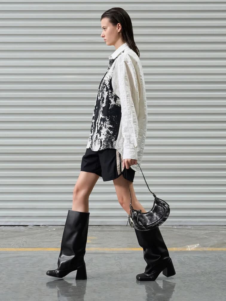 SEOKWOON YOON X CHARLES & KEITH Limited edition Petra Curved Shoulder Bag — vue 11