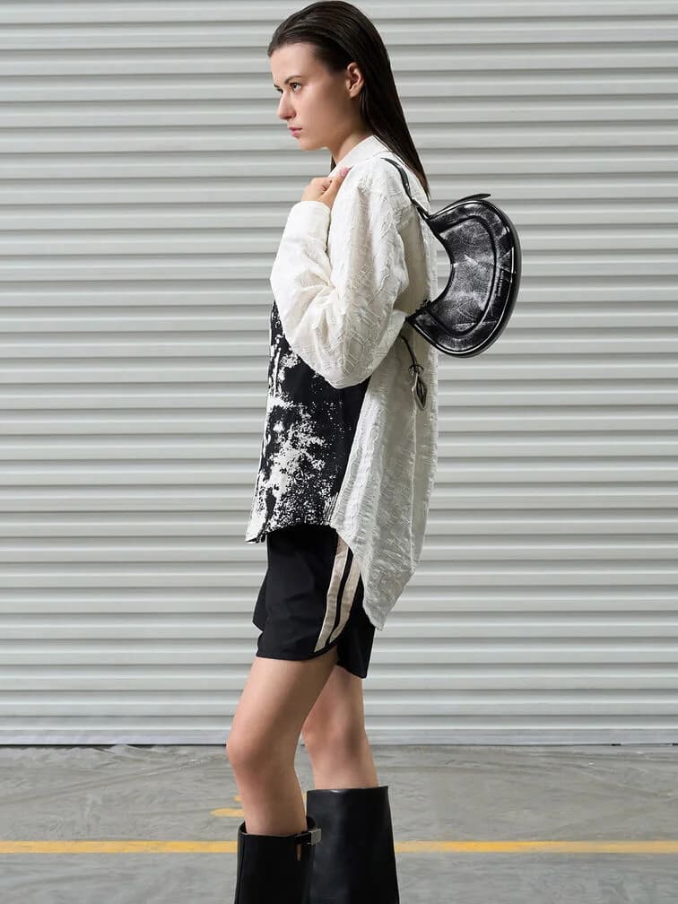 SEOKWOON YOON X CHARLES & KEITH Limited edition Petra Curved Shoulder Bag — vue 12