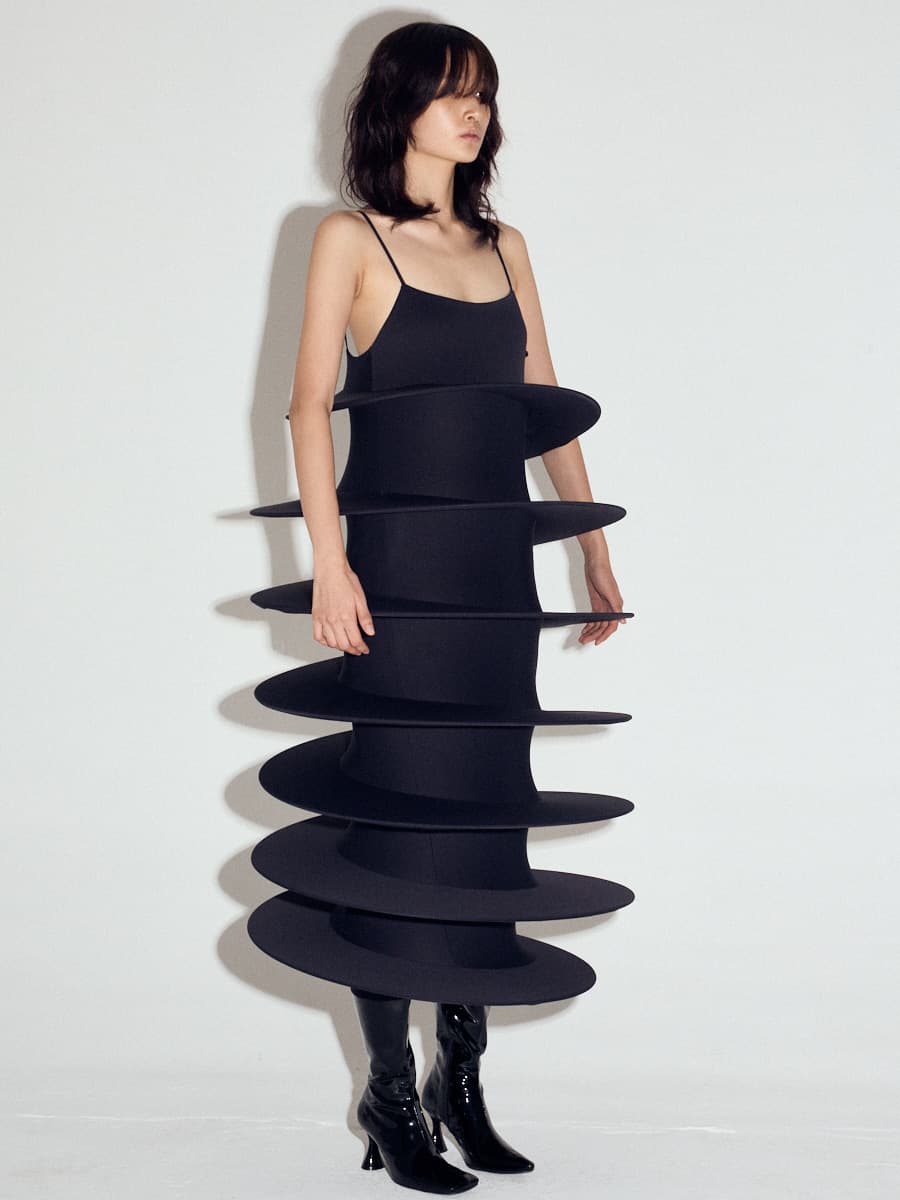 Spaghetti Strap Tornado Dress in Black — vue 4