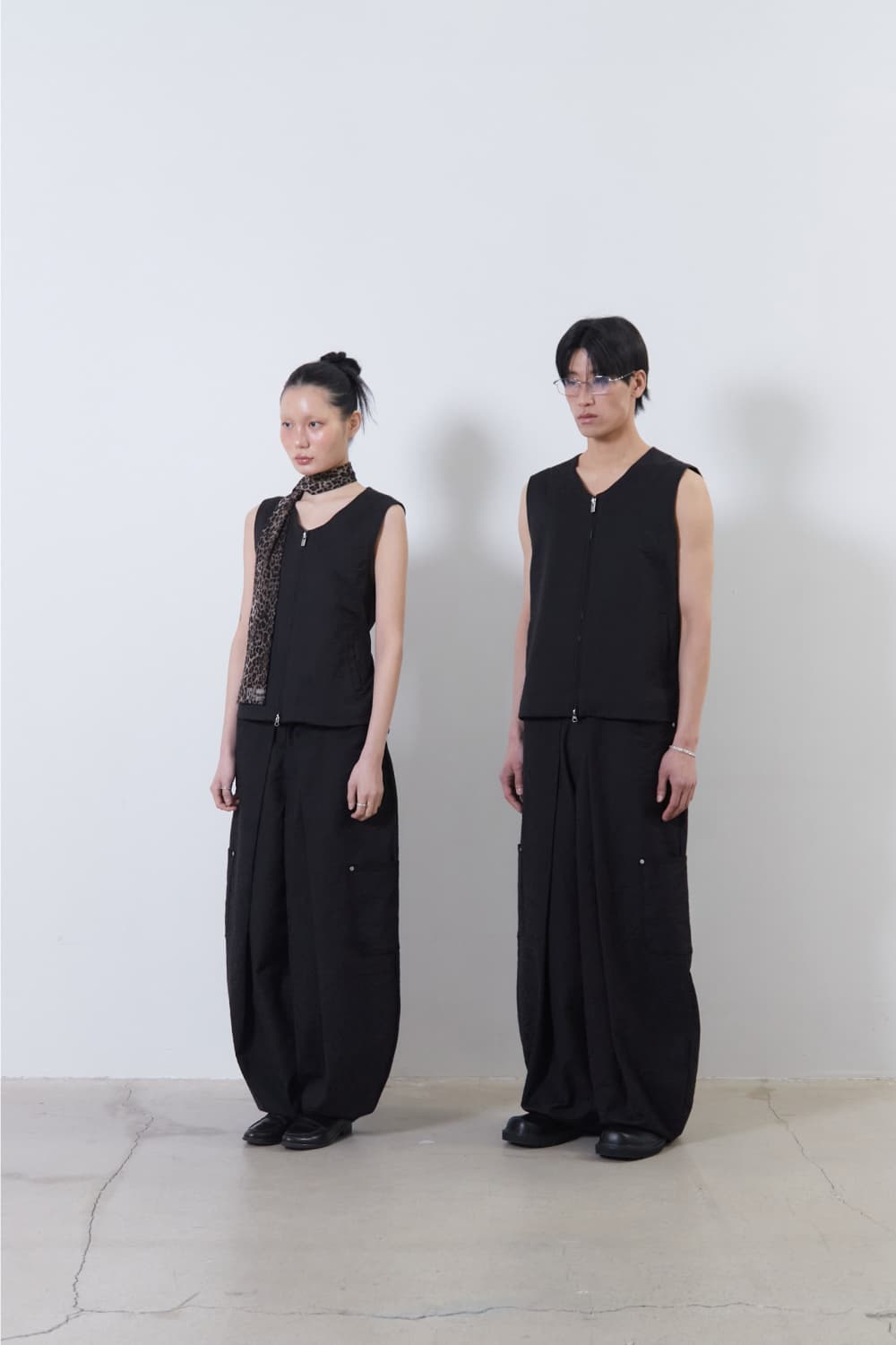 Flower Jacquard Balloon Pants (Black) — vue 5