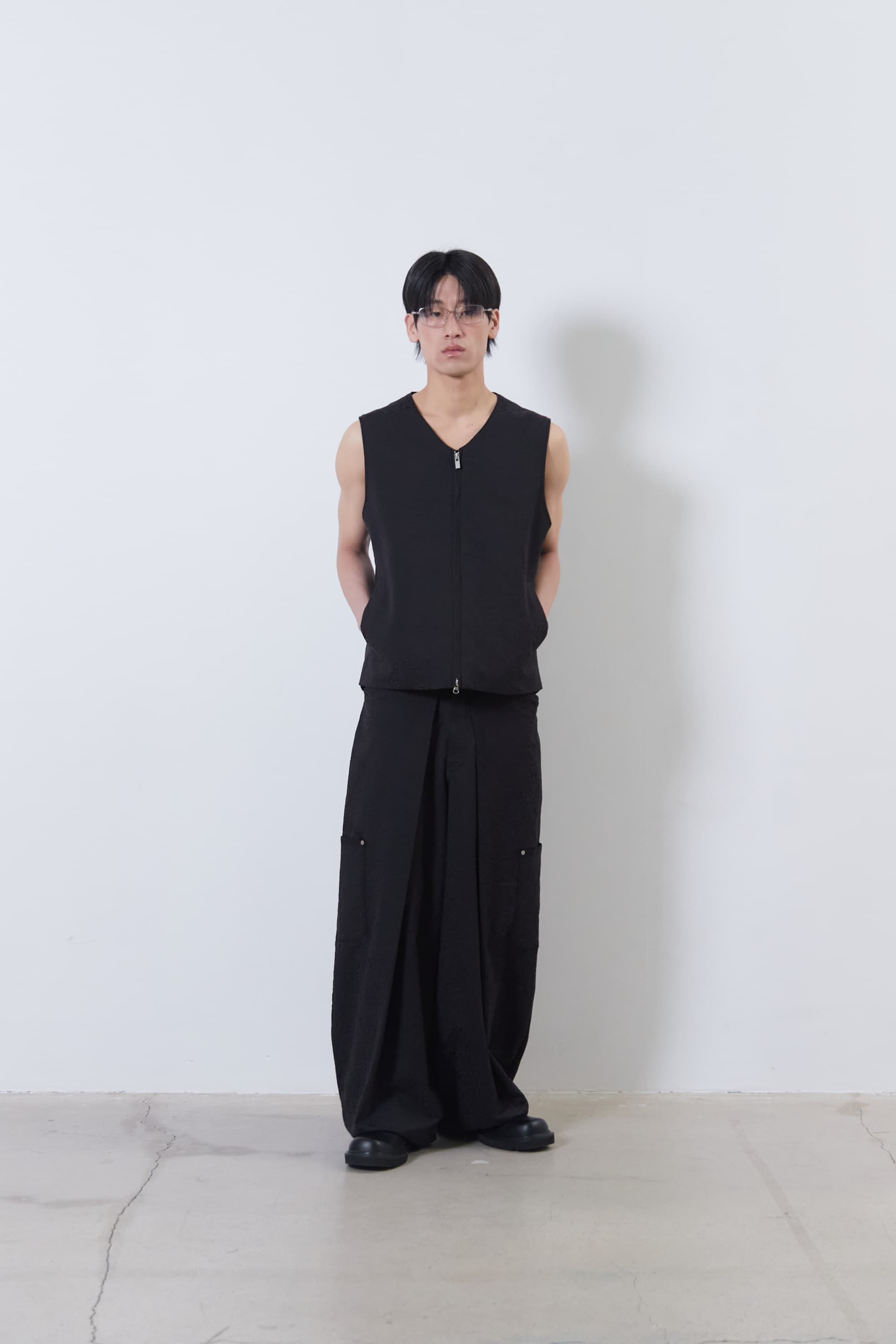 Flower Jacquard Balloon Pants (Black)