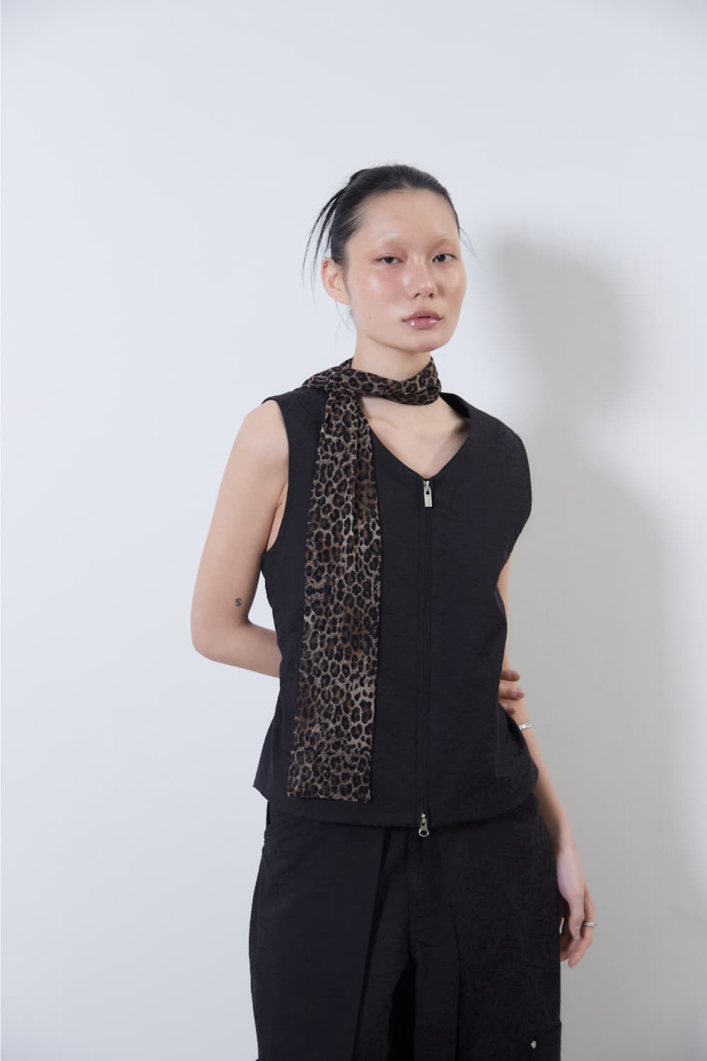 [3rd Drop] Leopard Mesh Long Scarf — vue 8